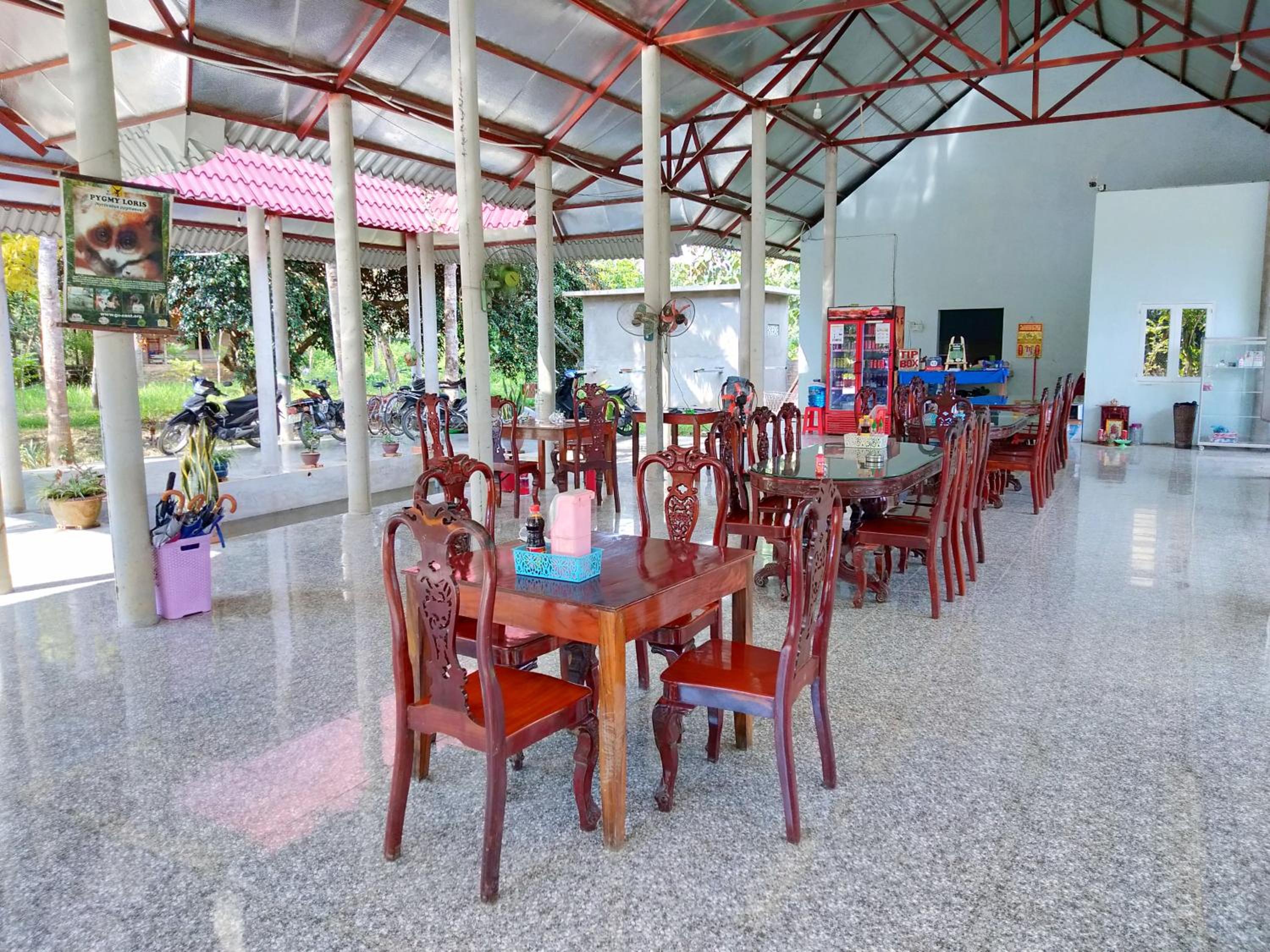 Standard Double Room with River View - Photo 3