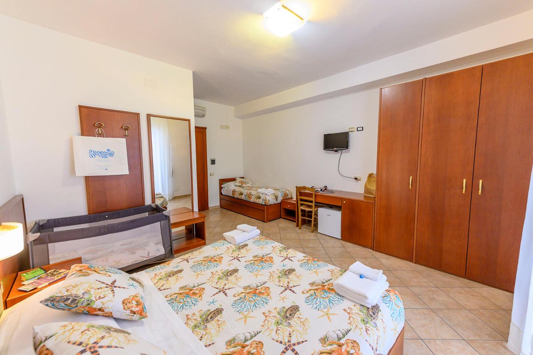 Quadruple Room photo 2