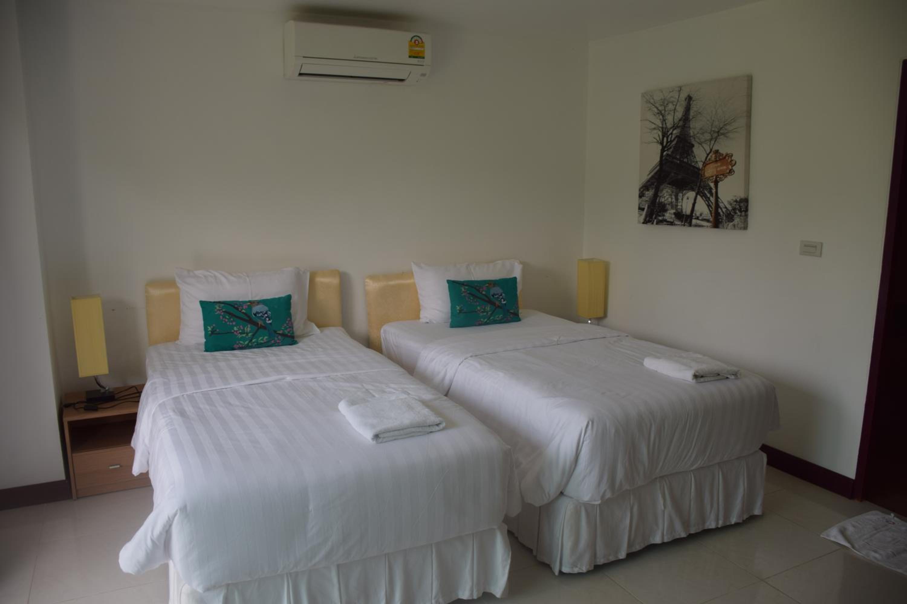 Deluxe Double Room "Lilas" with Garden View photo 2