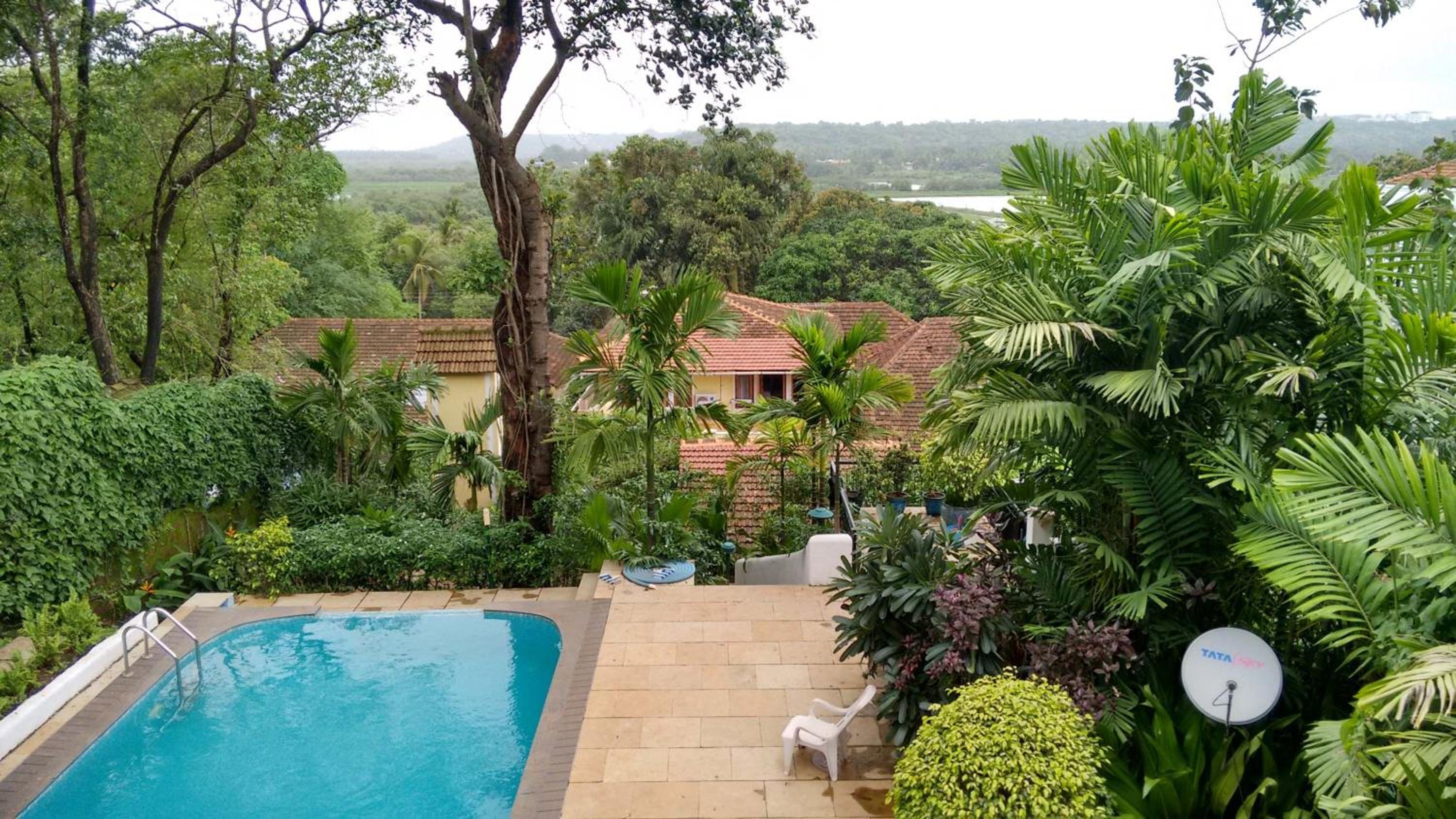 Cottage with Pool View photo 2