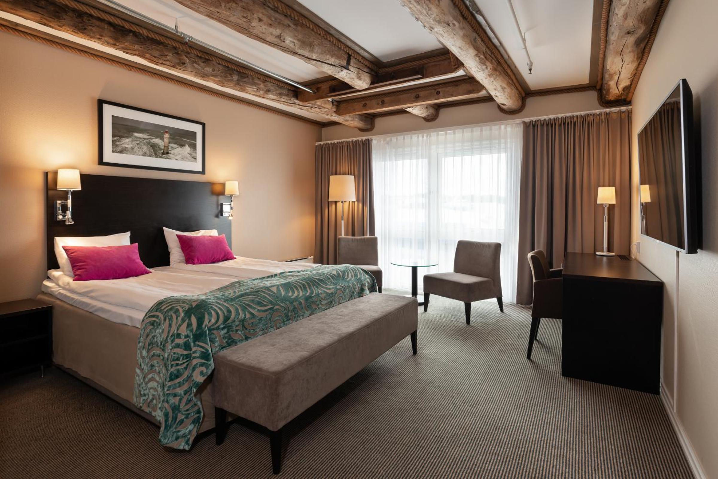 Superior Double or Twin Room photo 1