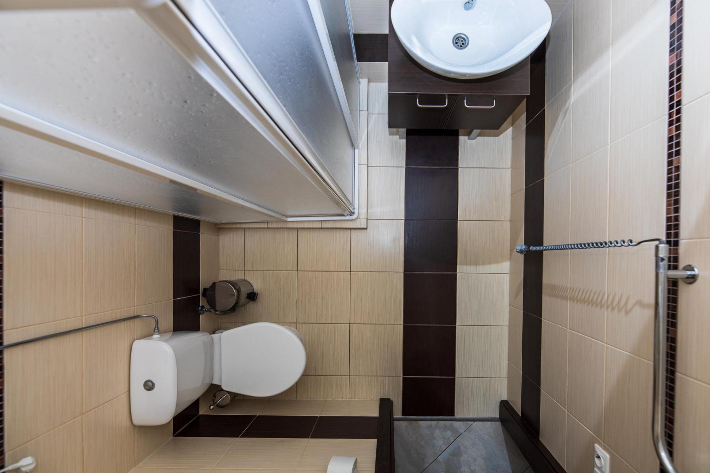 Standard Double Room - Photo 25