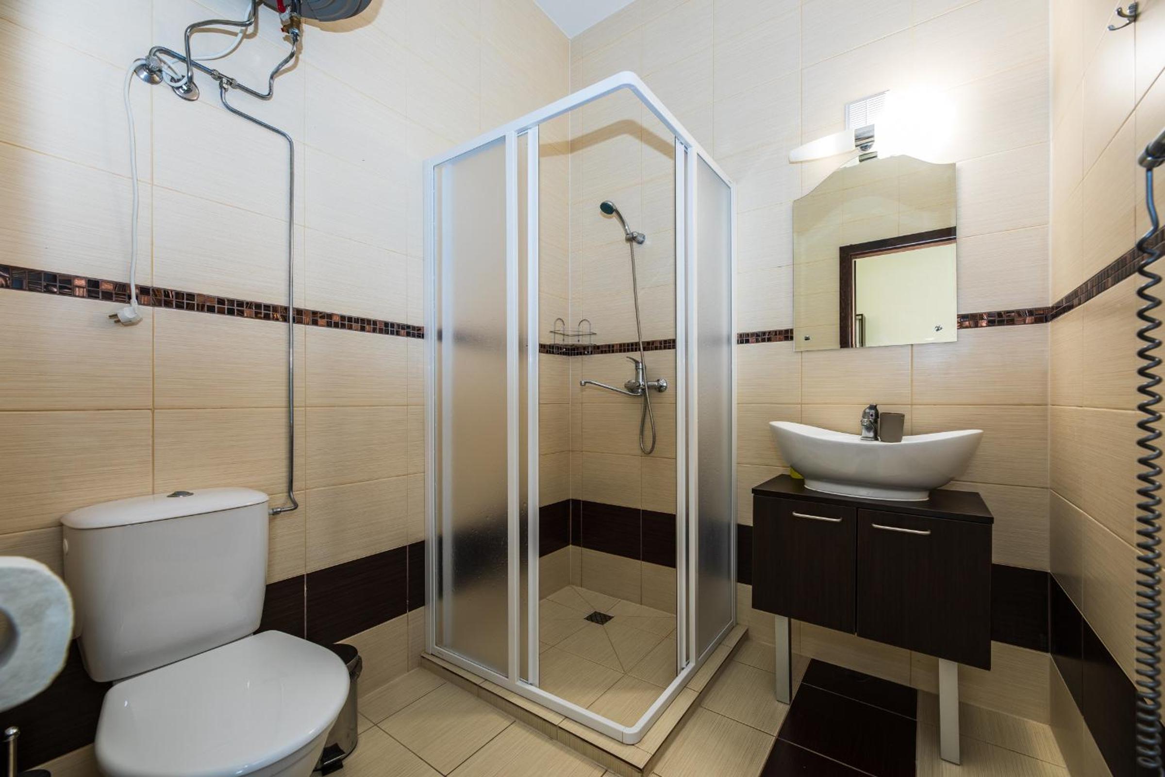 Standard Double Room - Photo 26