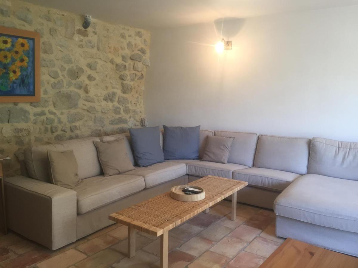 Apartment with Terrace photo 1