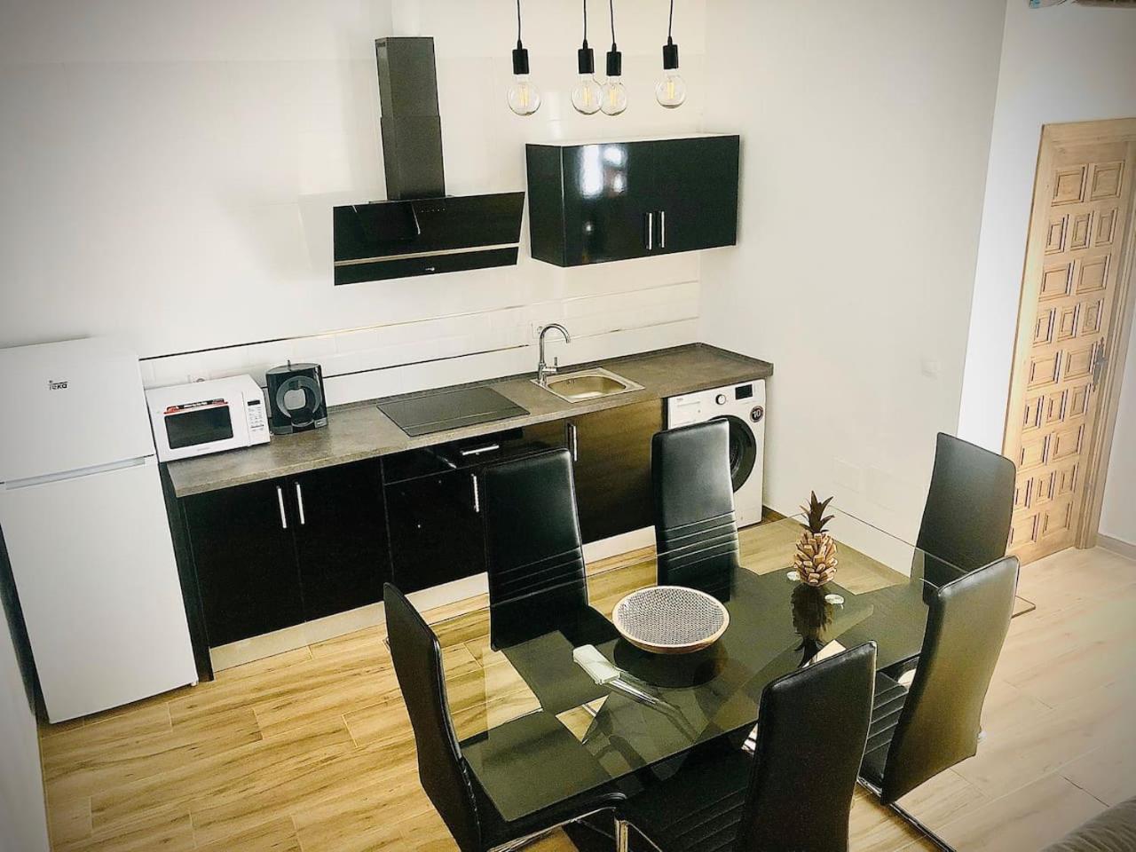 Three-Bedroom Apartment - Photo 8