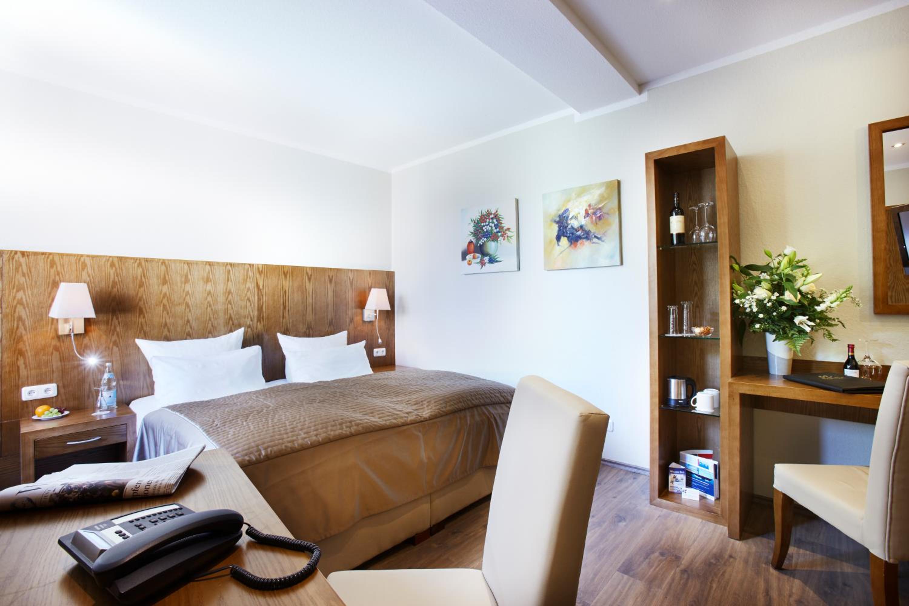 Comfort Twin Room - Photo 2