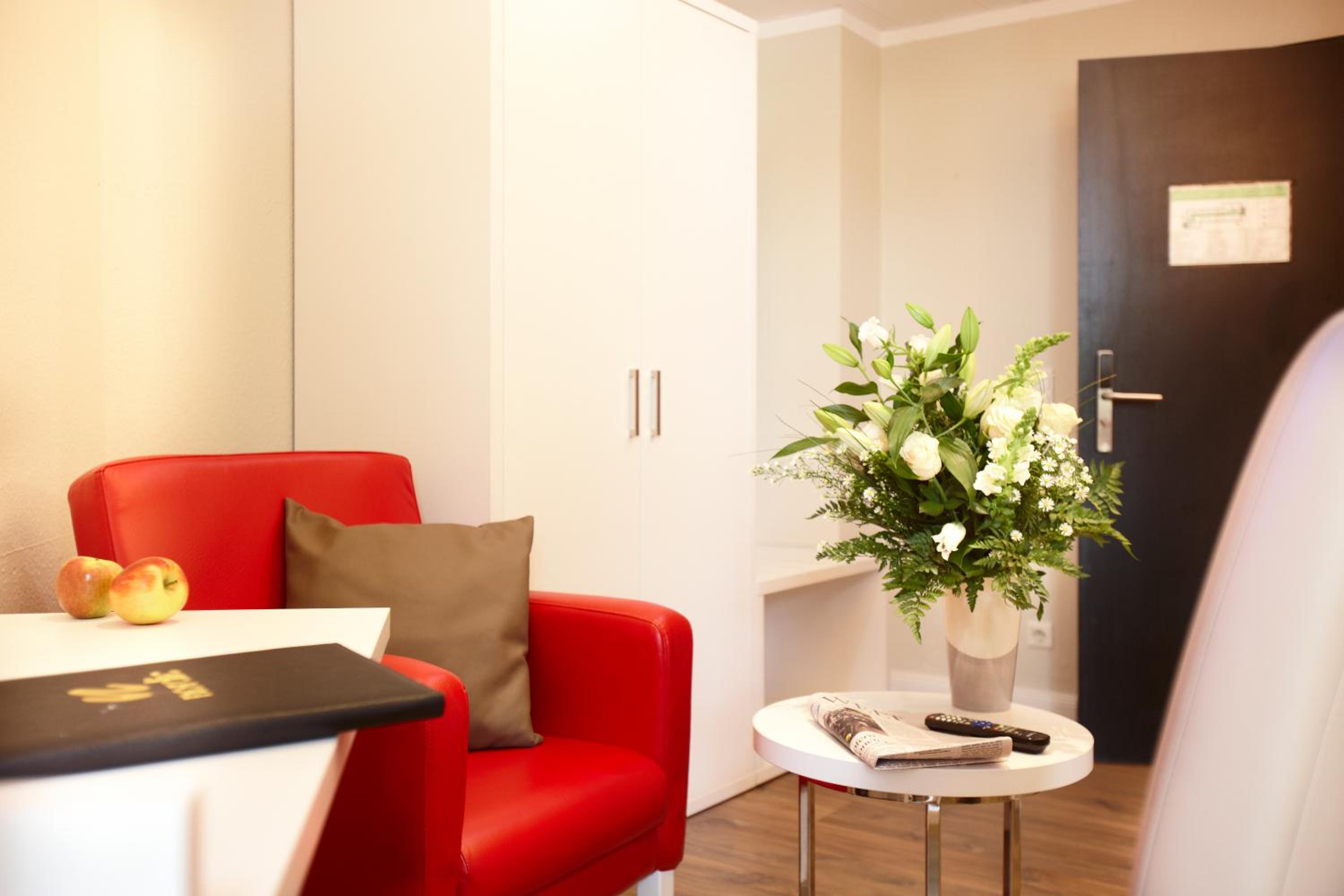 Standard Triple Room - Photo 4