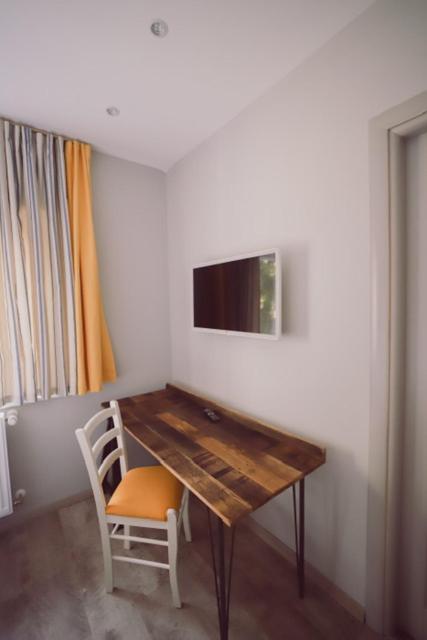 Double Room - Photo 3