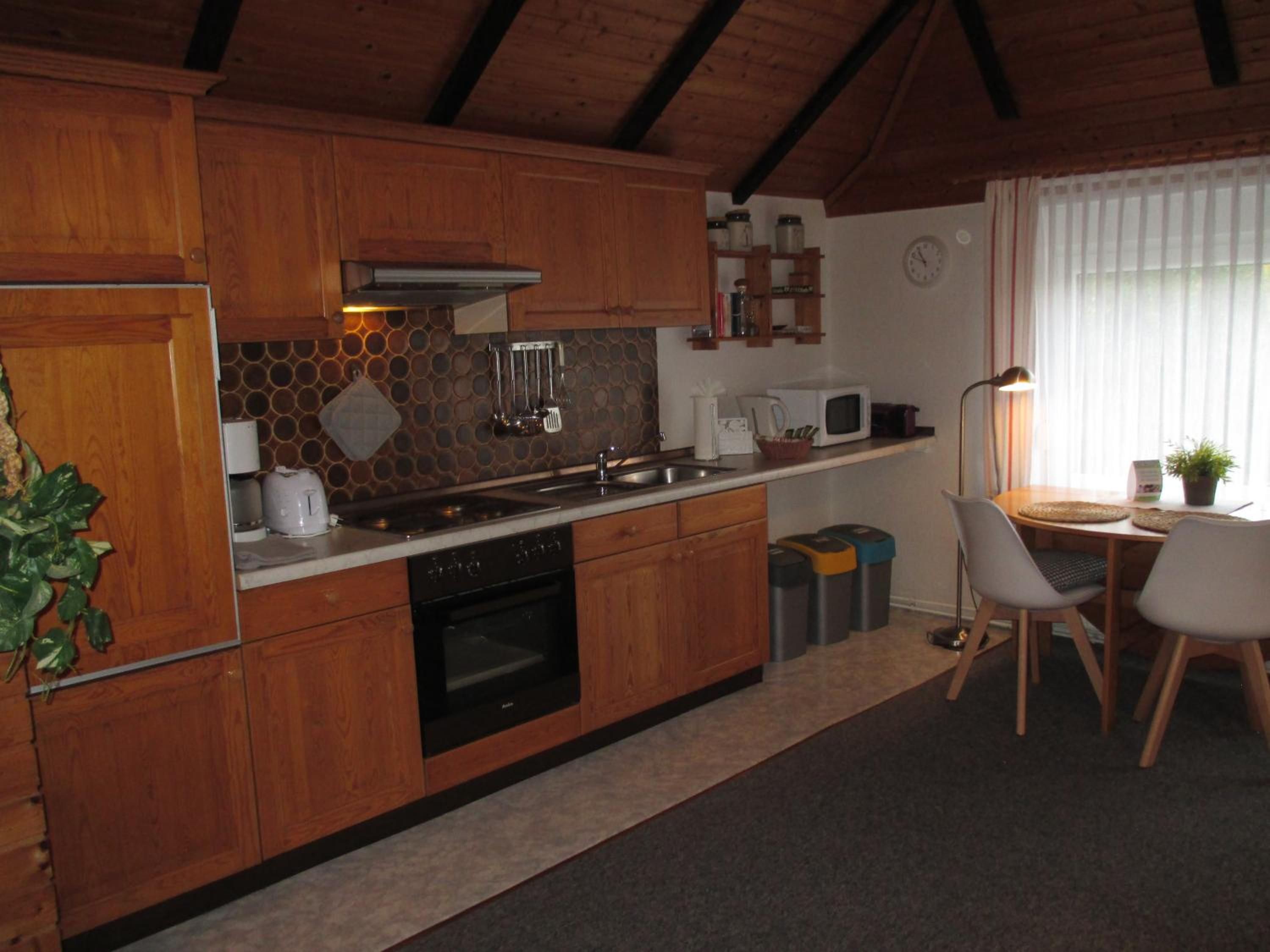 Studio (2 Adults) photo 2