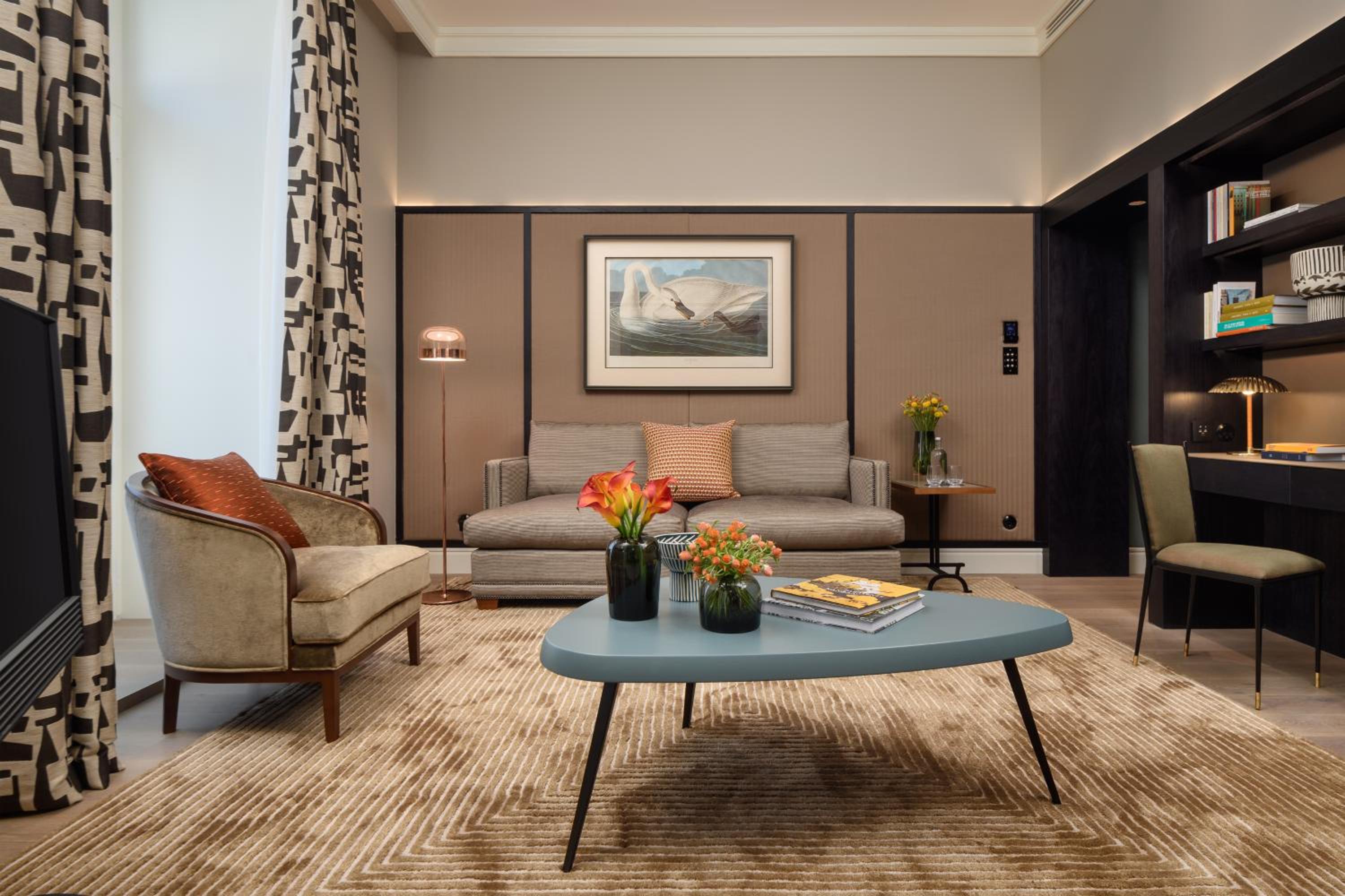 Suite - Photo 4