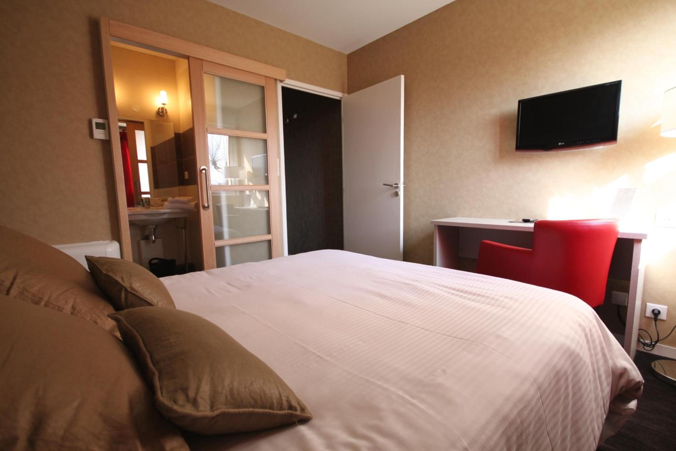 Double or Twin Room photo 2