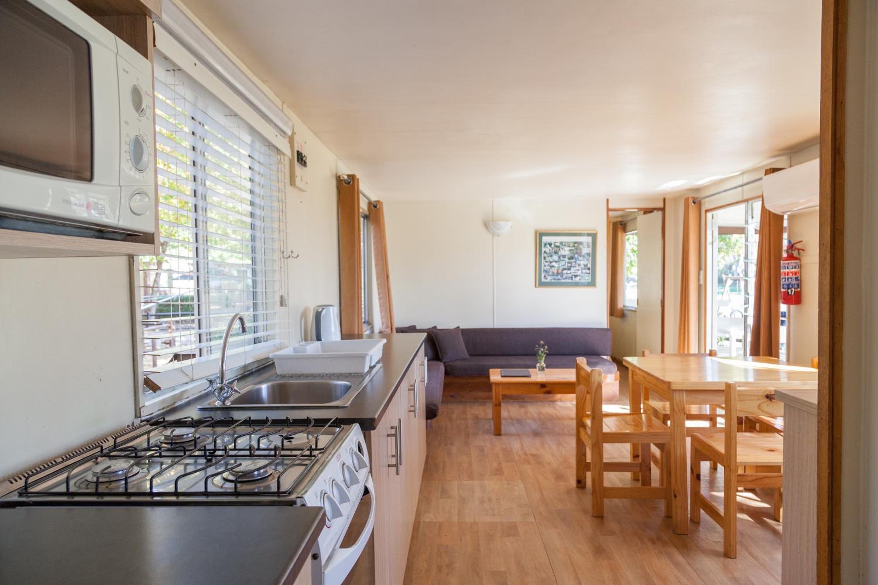 Bungalow (4 Adults) photo 3