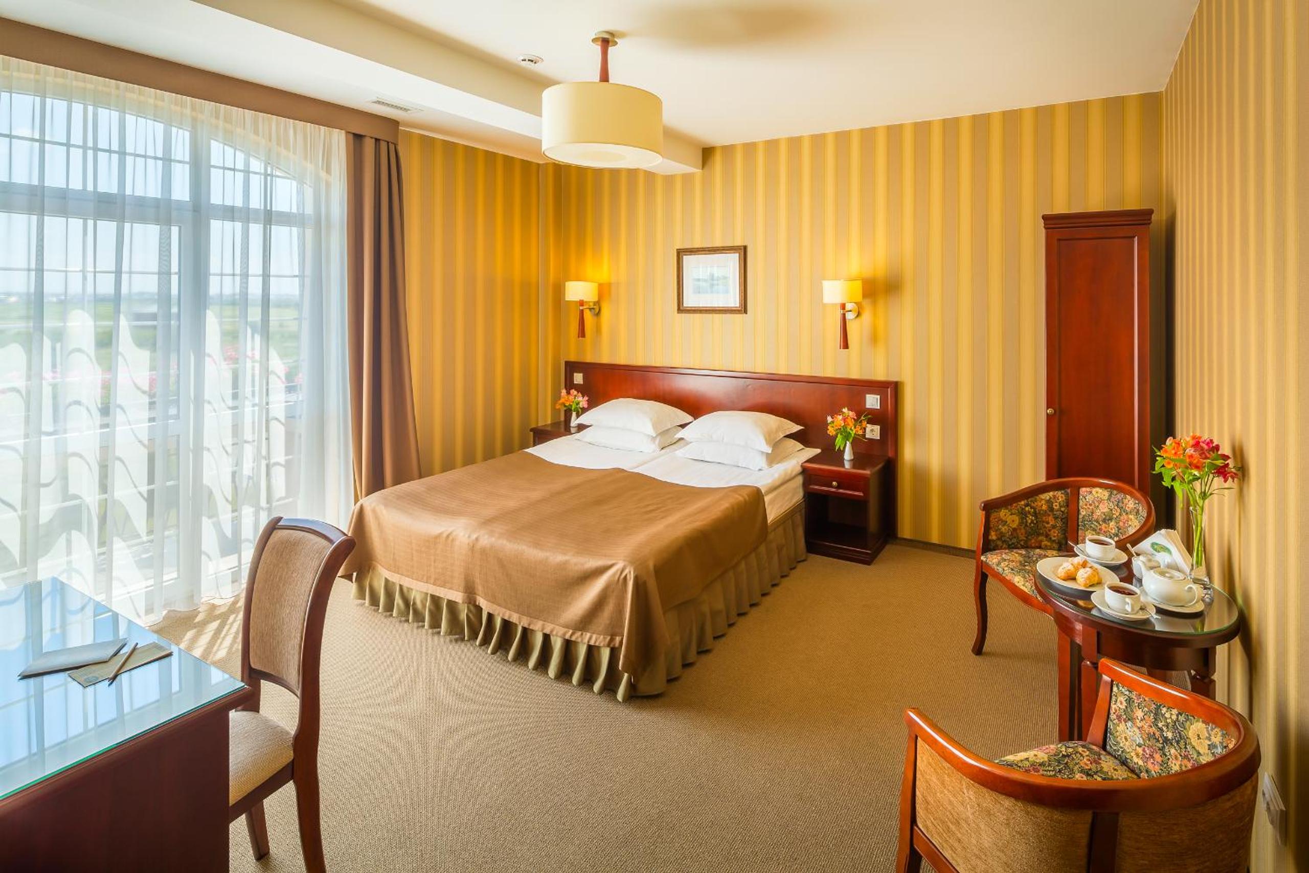 Superior Twin or Double Room photo 1