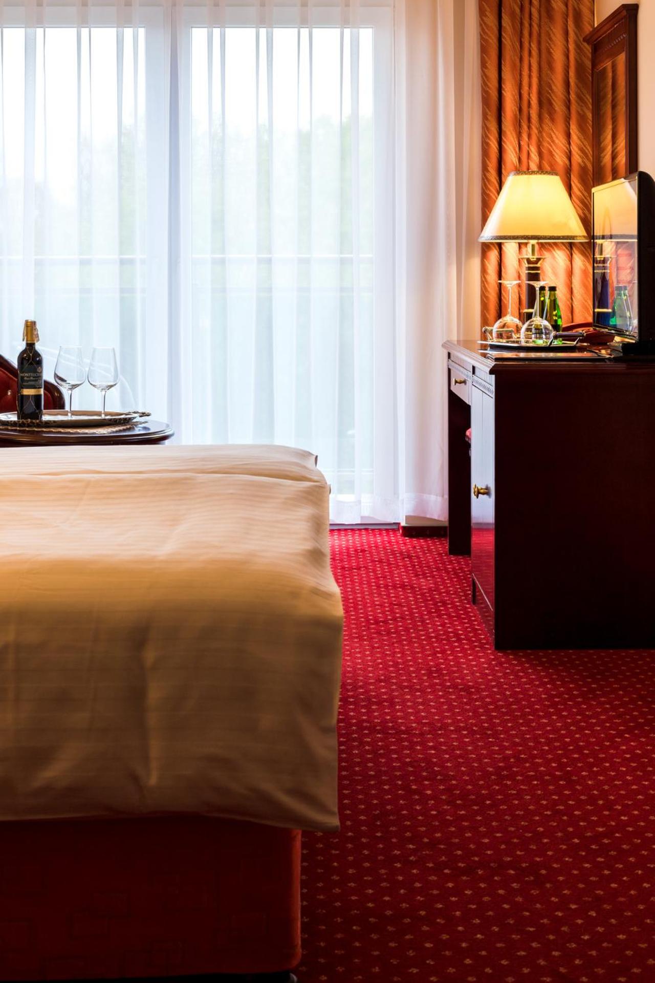Double Room - Photo 4