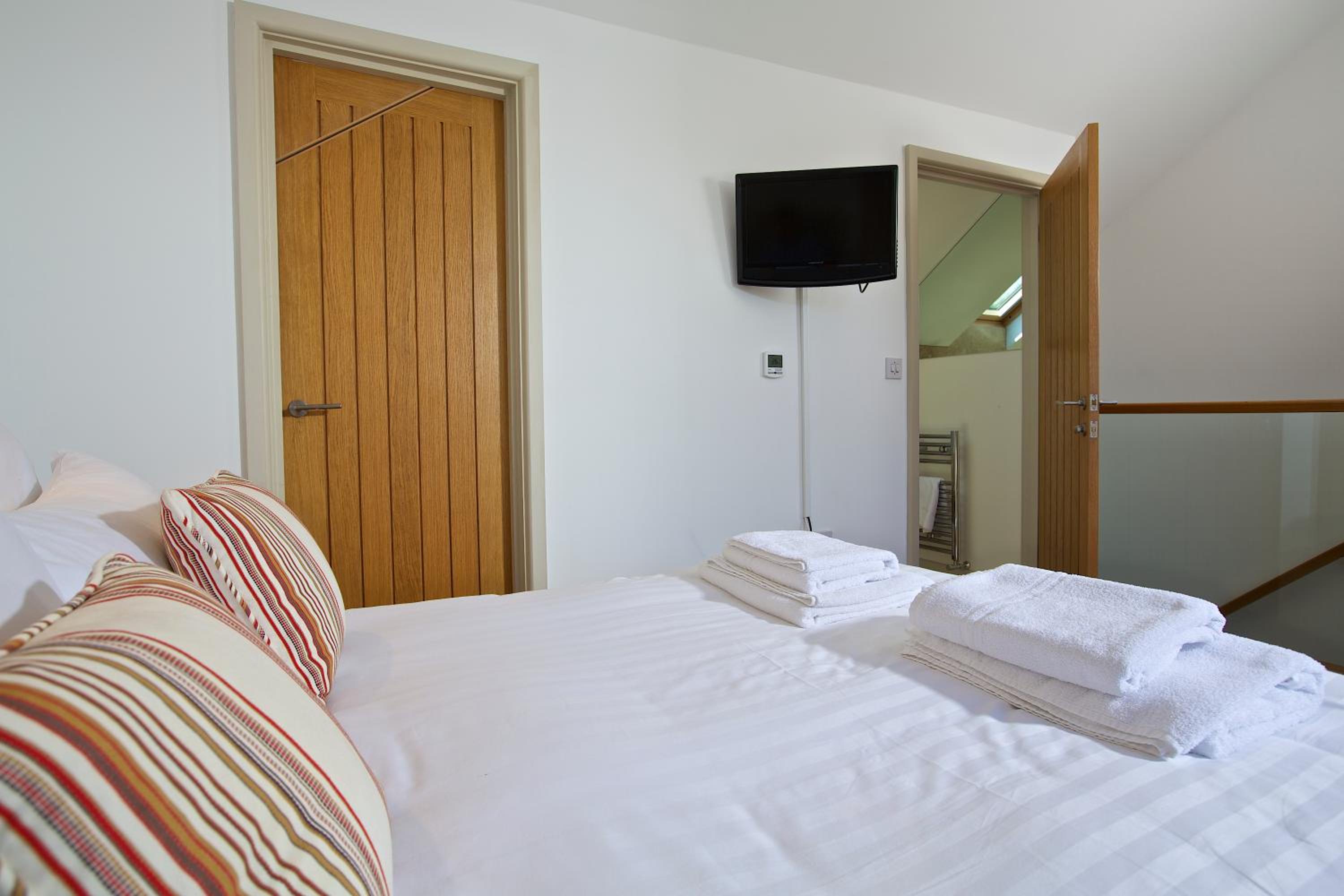 Three-Bedroom Villa photo 1