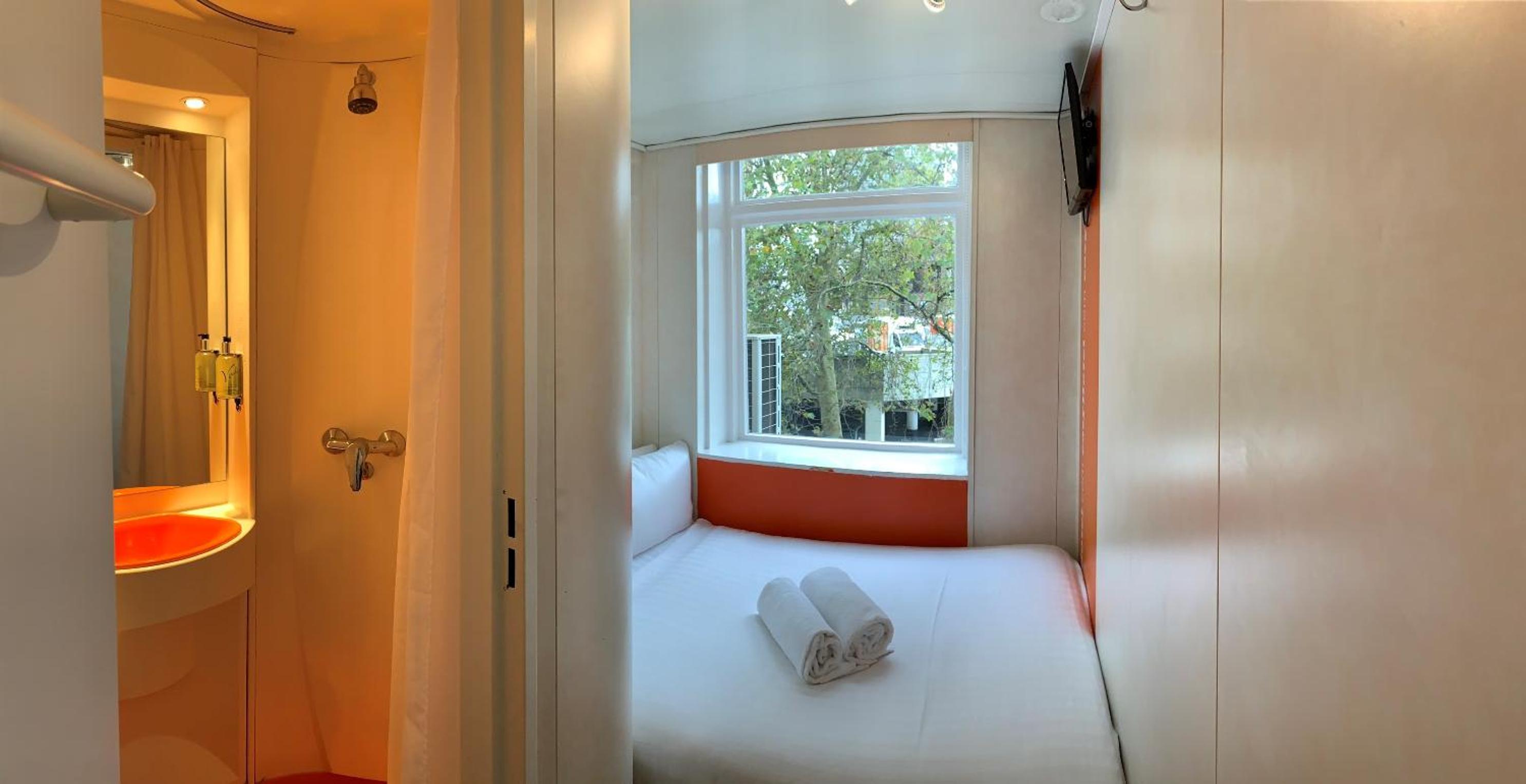 Budget Double Room photo 2