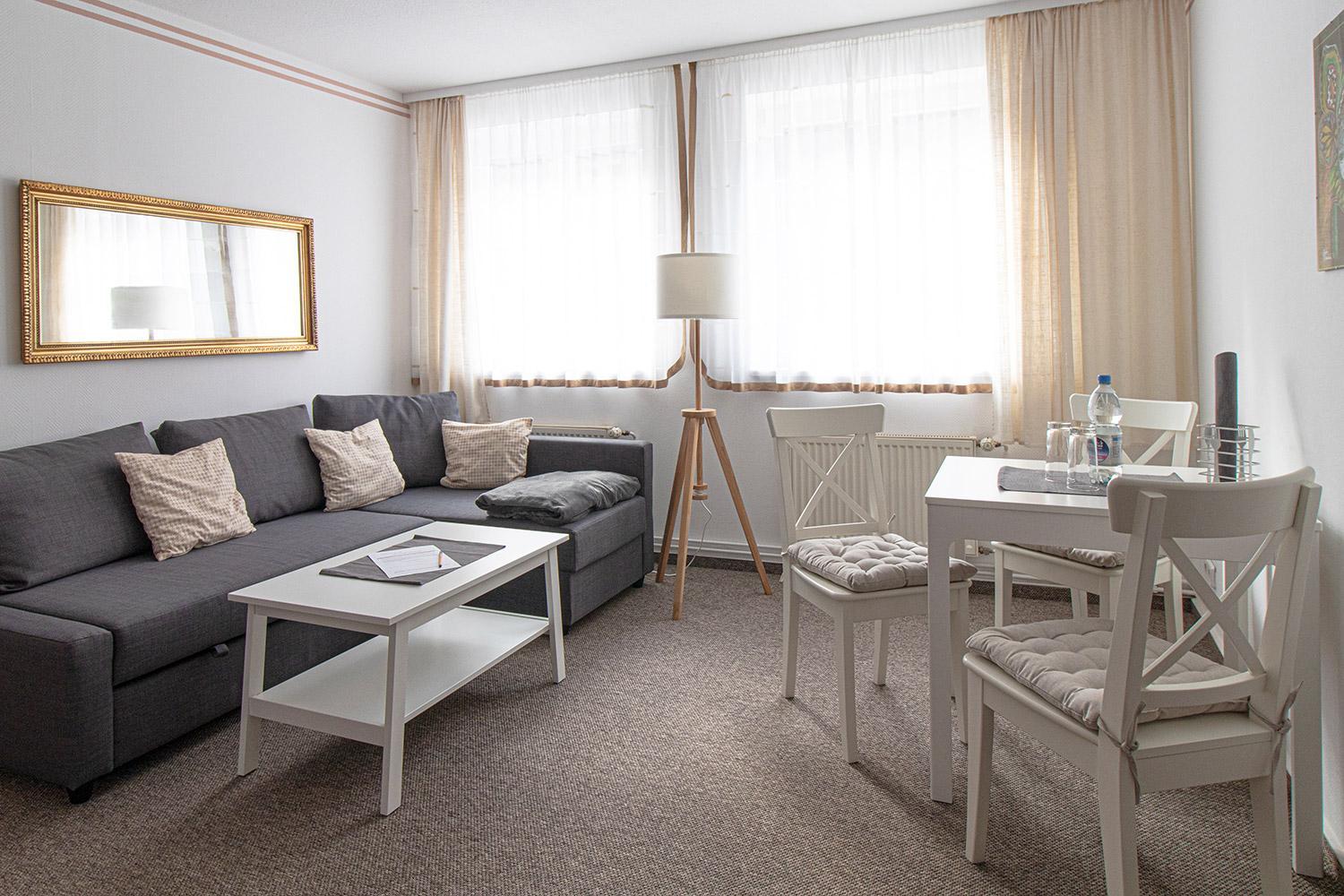 One-Bedroom Apartment - Photo 11