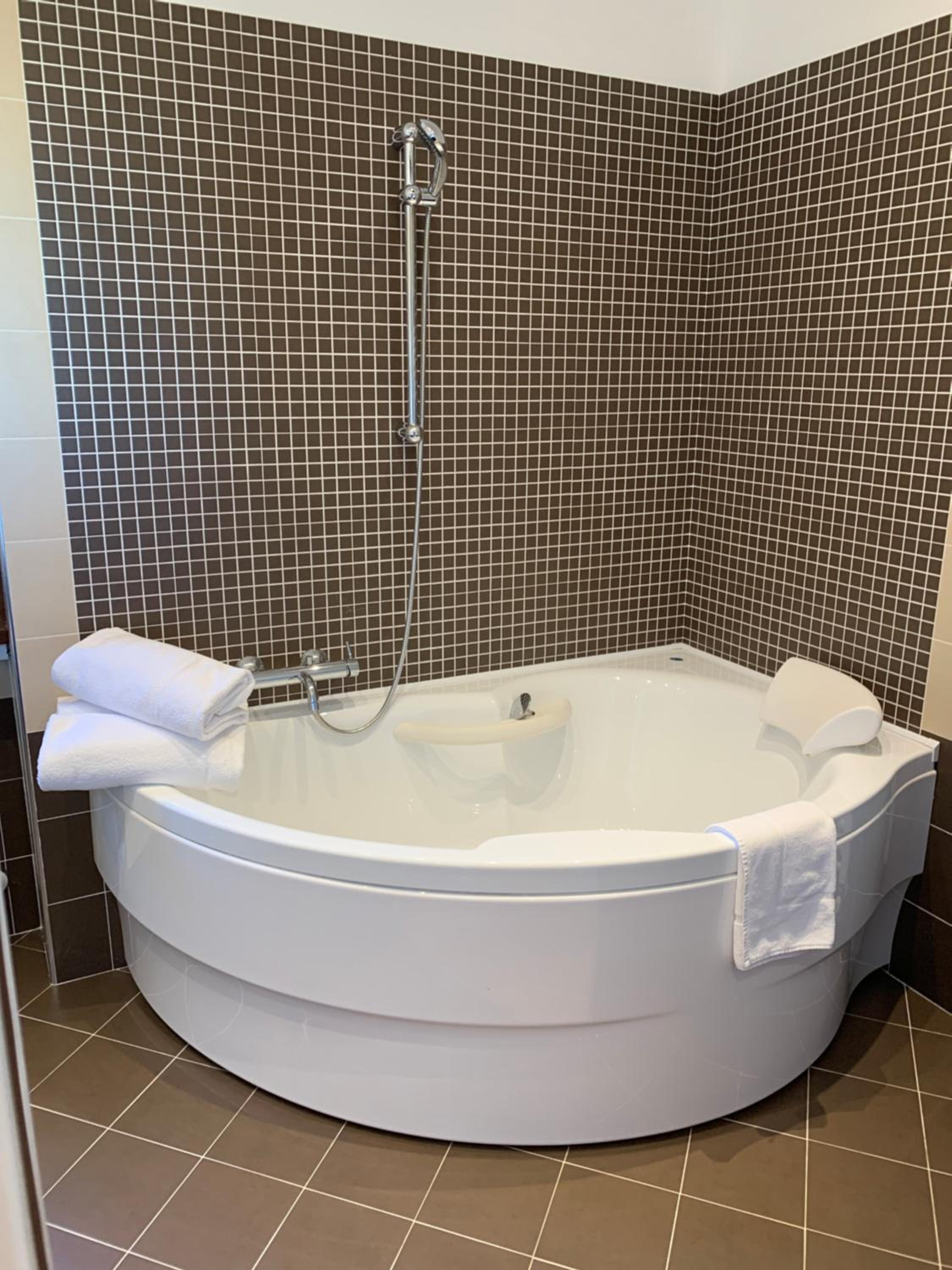 Double Room with Extra Bed photo 3