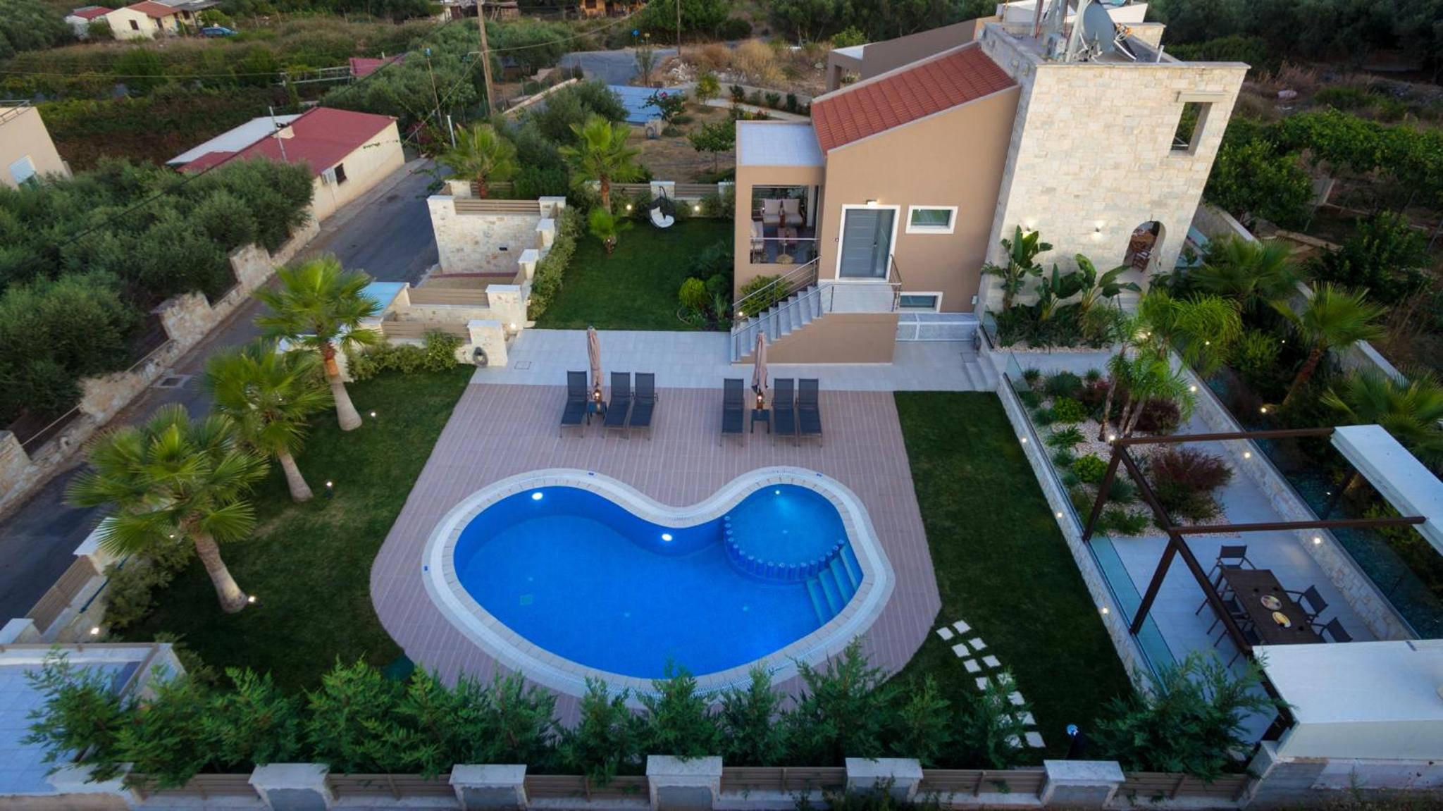 Villa photo 3