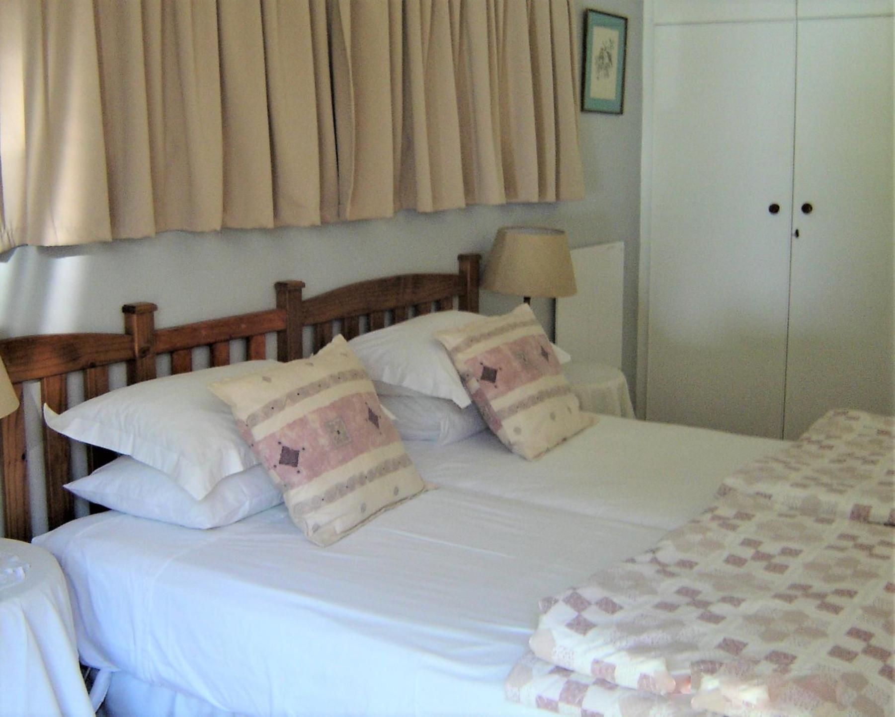 Deluxe Twin Room - Photo 1