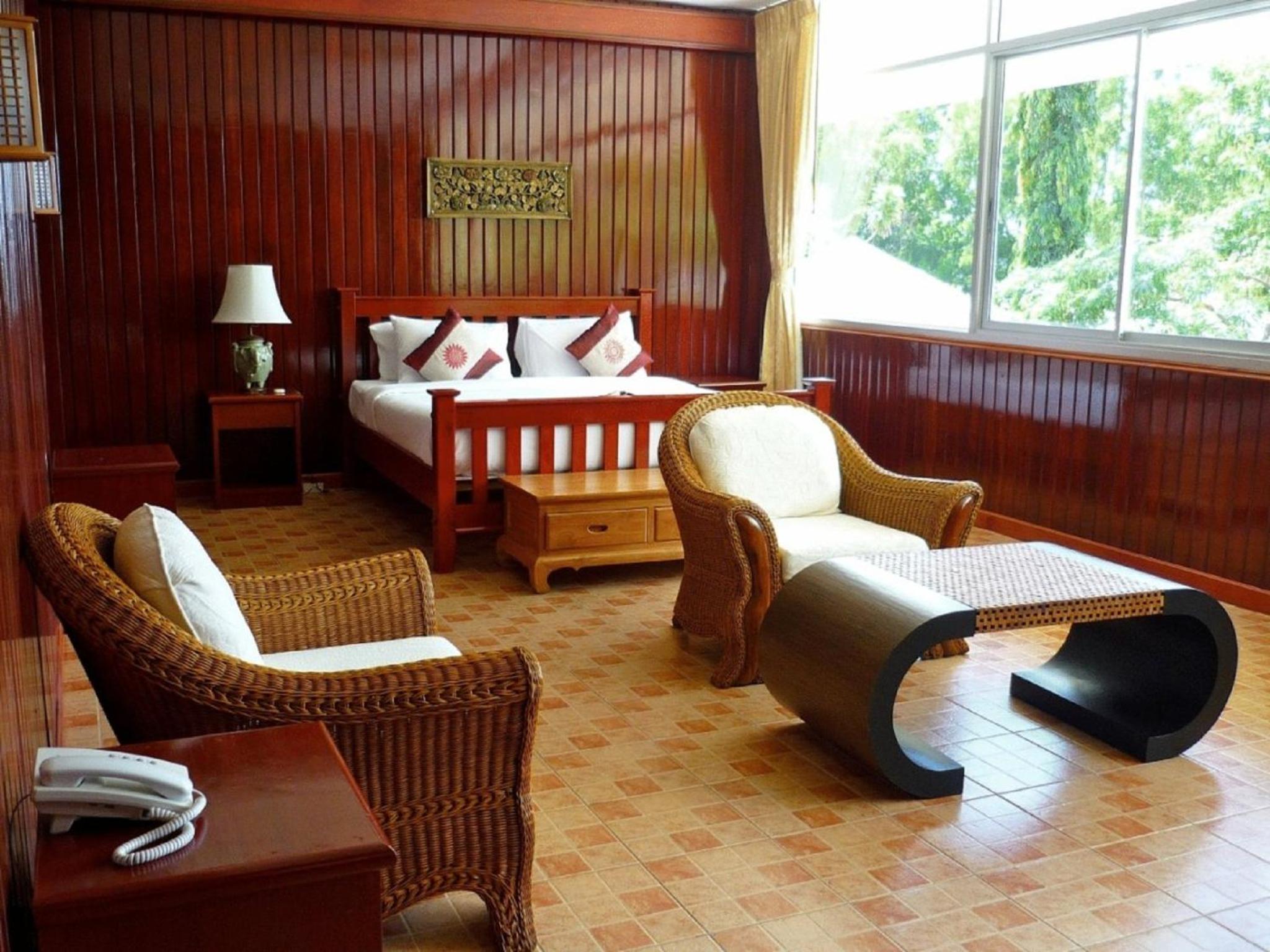 Premier Room - Photo 3
