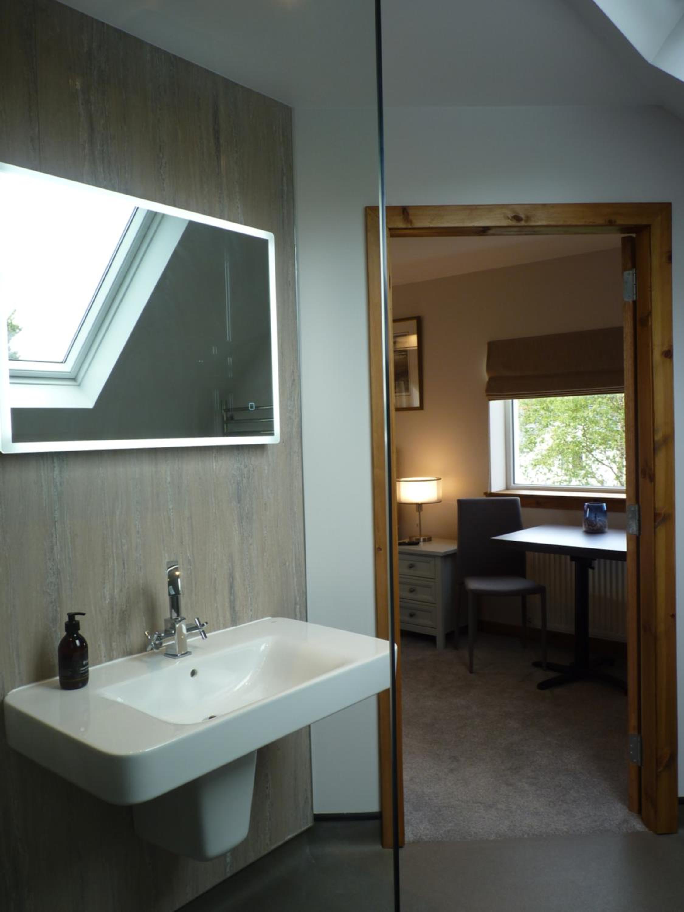 Superior Double or Twin Room with Sea View - Photo 2