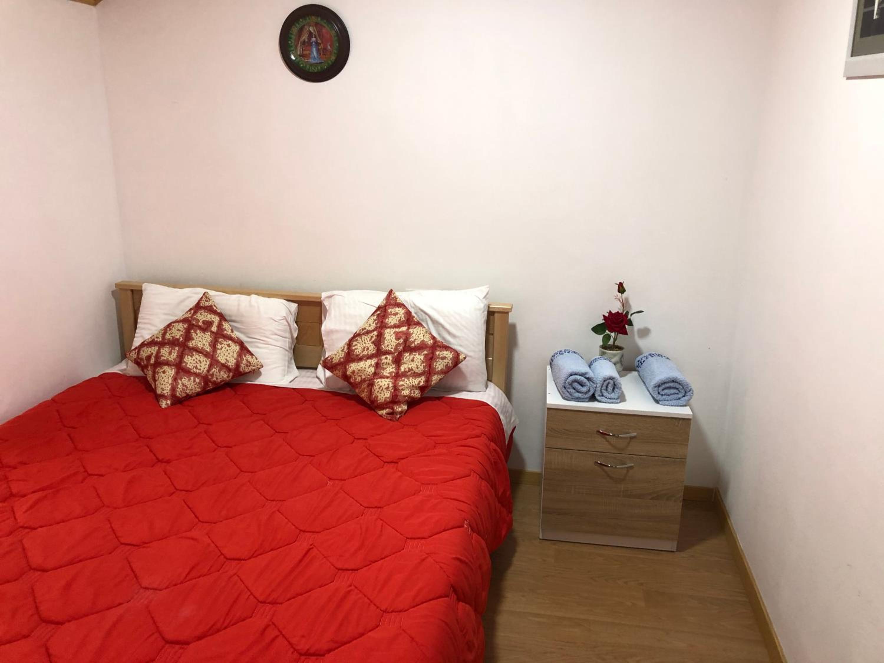 Deluxe Double Room (2 Adults + 1 Child) photo 1