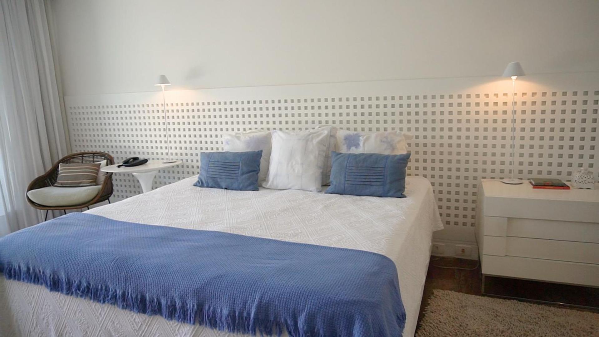 Suite with Mountain View - Photo 1