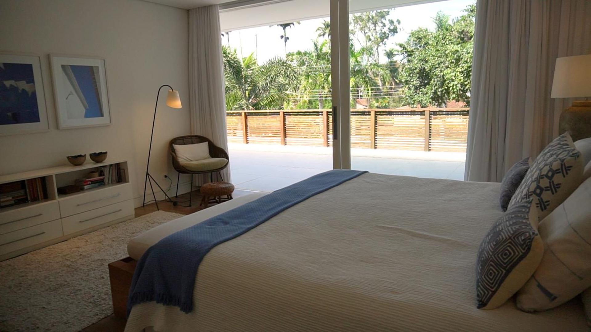 King Suite with Pool View - Photo 3