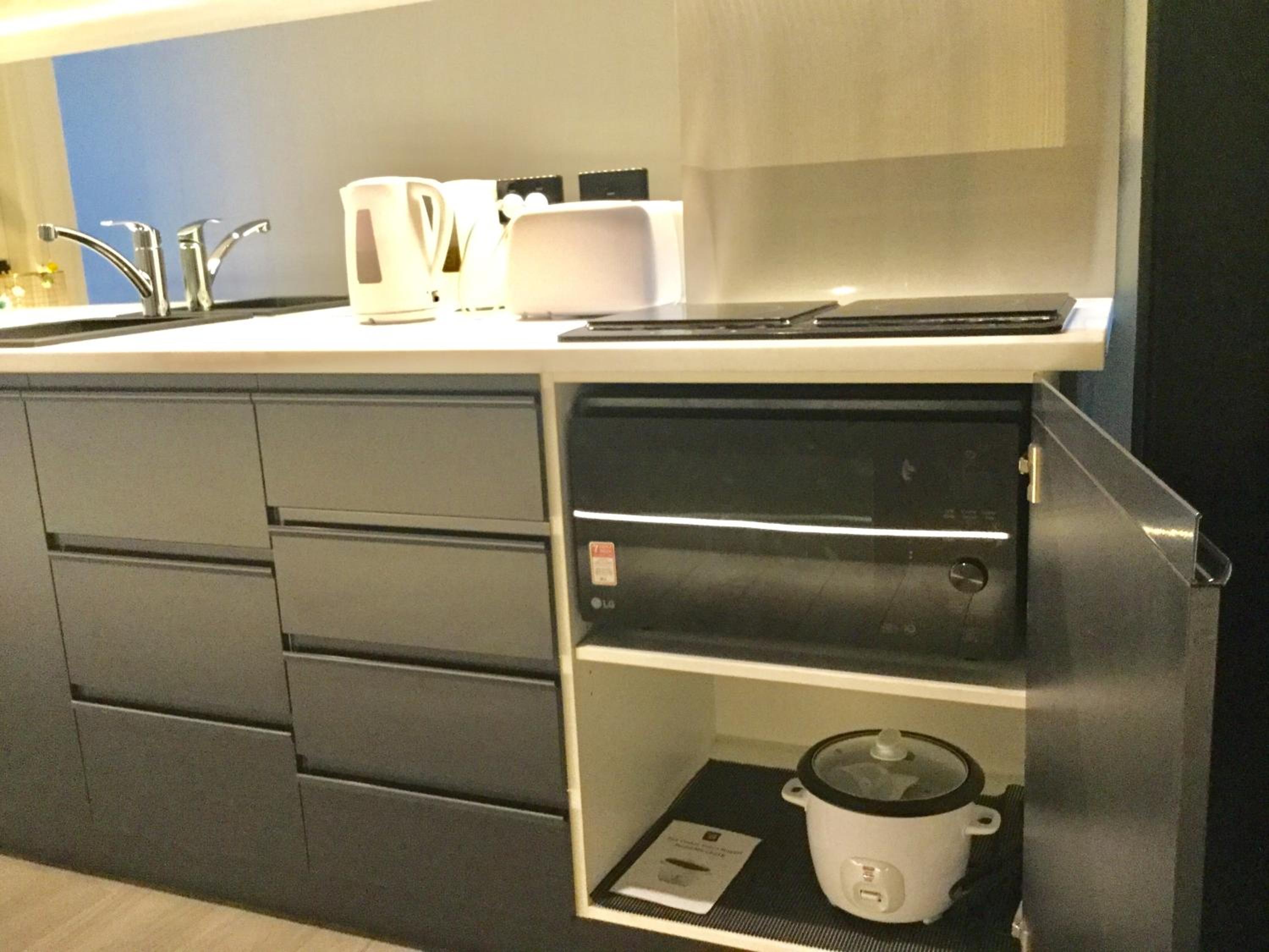 Two-Bedroom Apartment - Photo 17