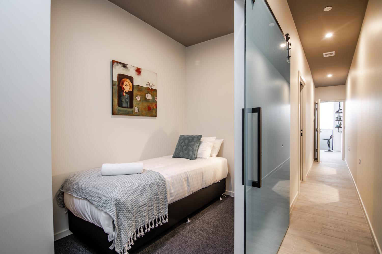 Two-Bedroom Apartment - Photo 25