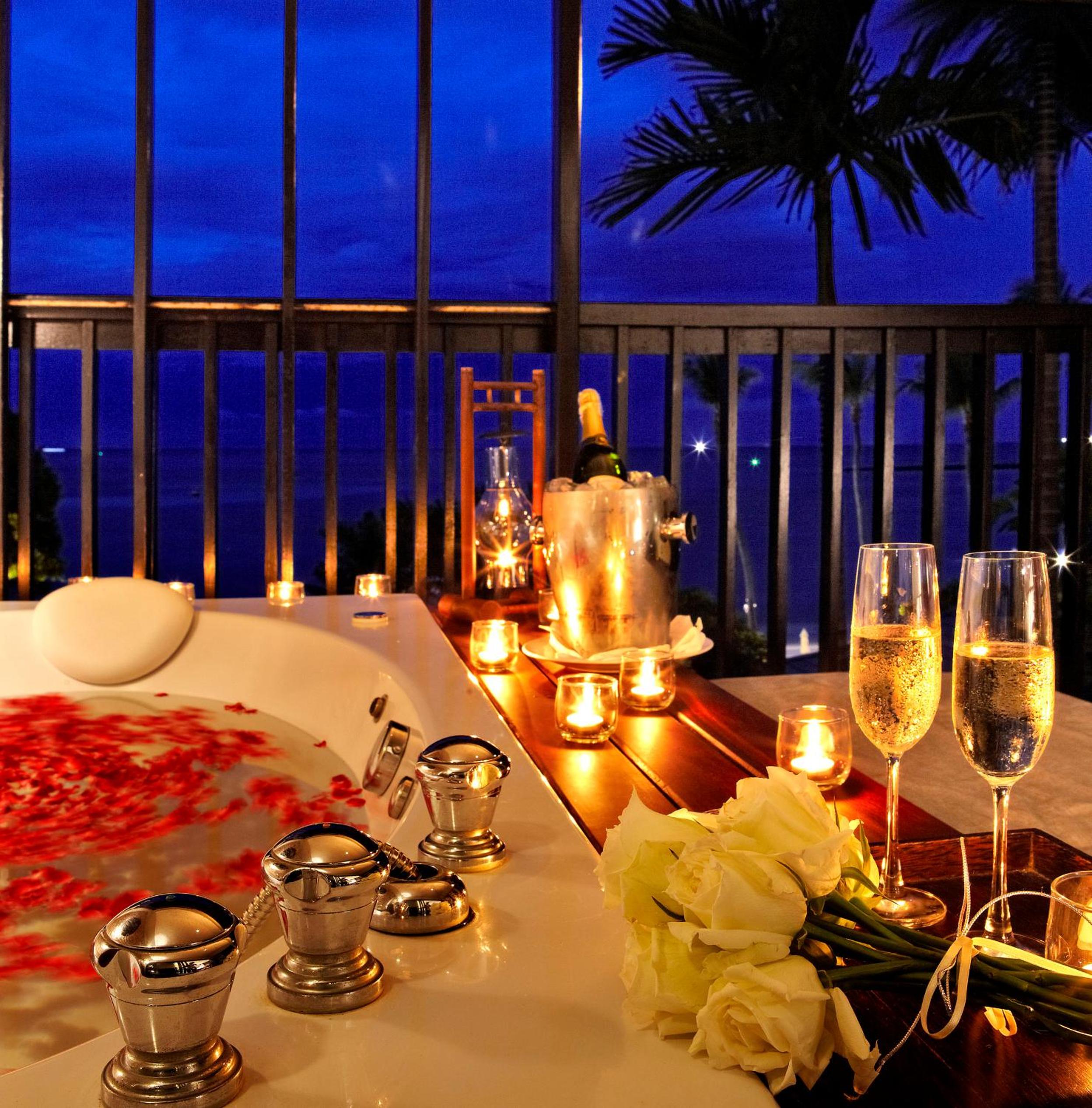 Luxury Suite with Spa Bath - Photo 7