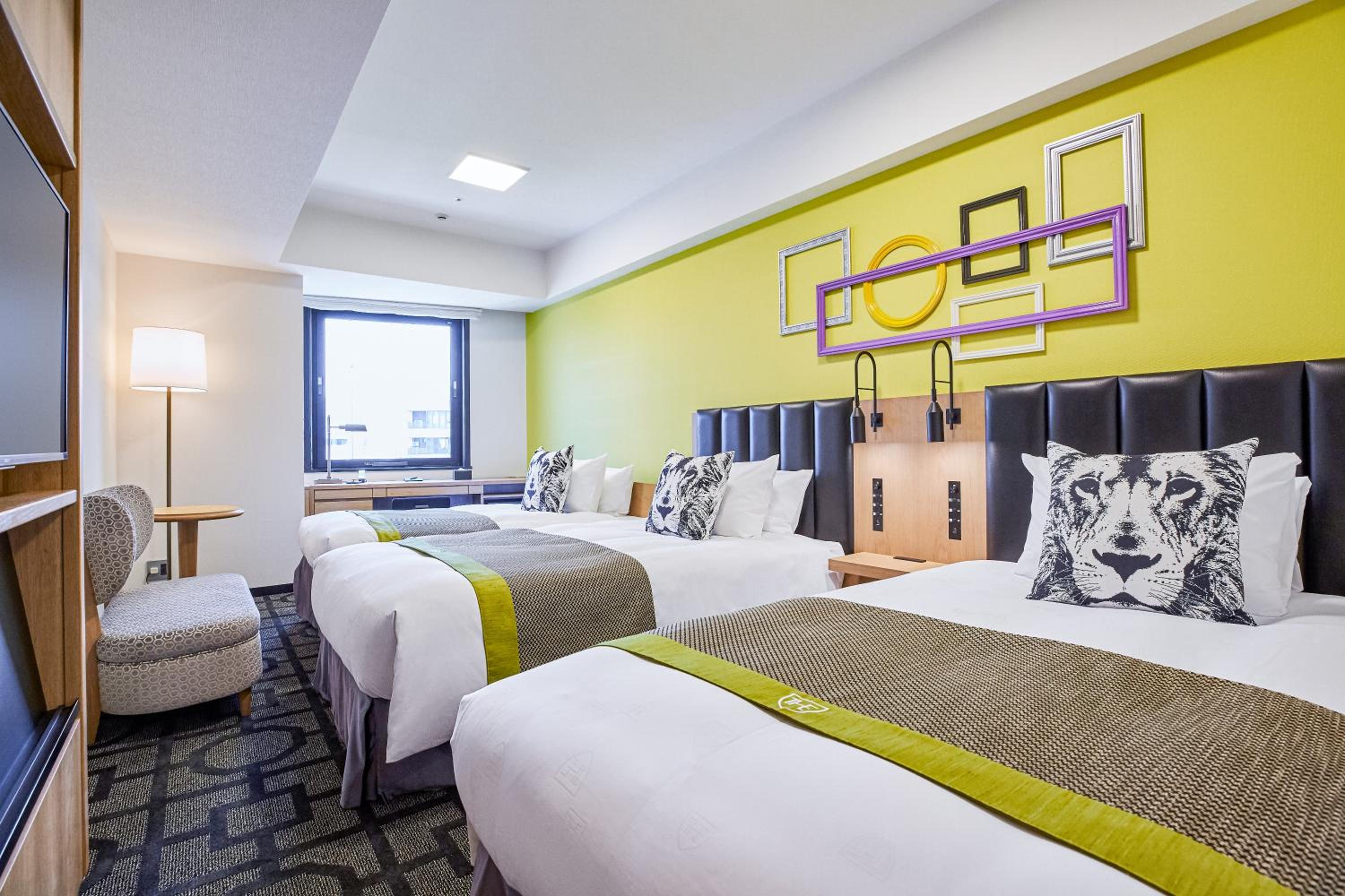 Deluxe Twin Room (3 beds) - Non Smoking photo 1