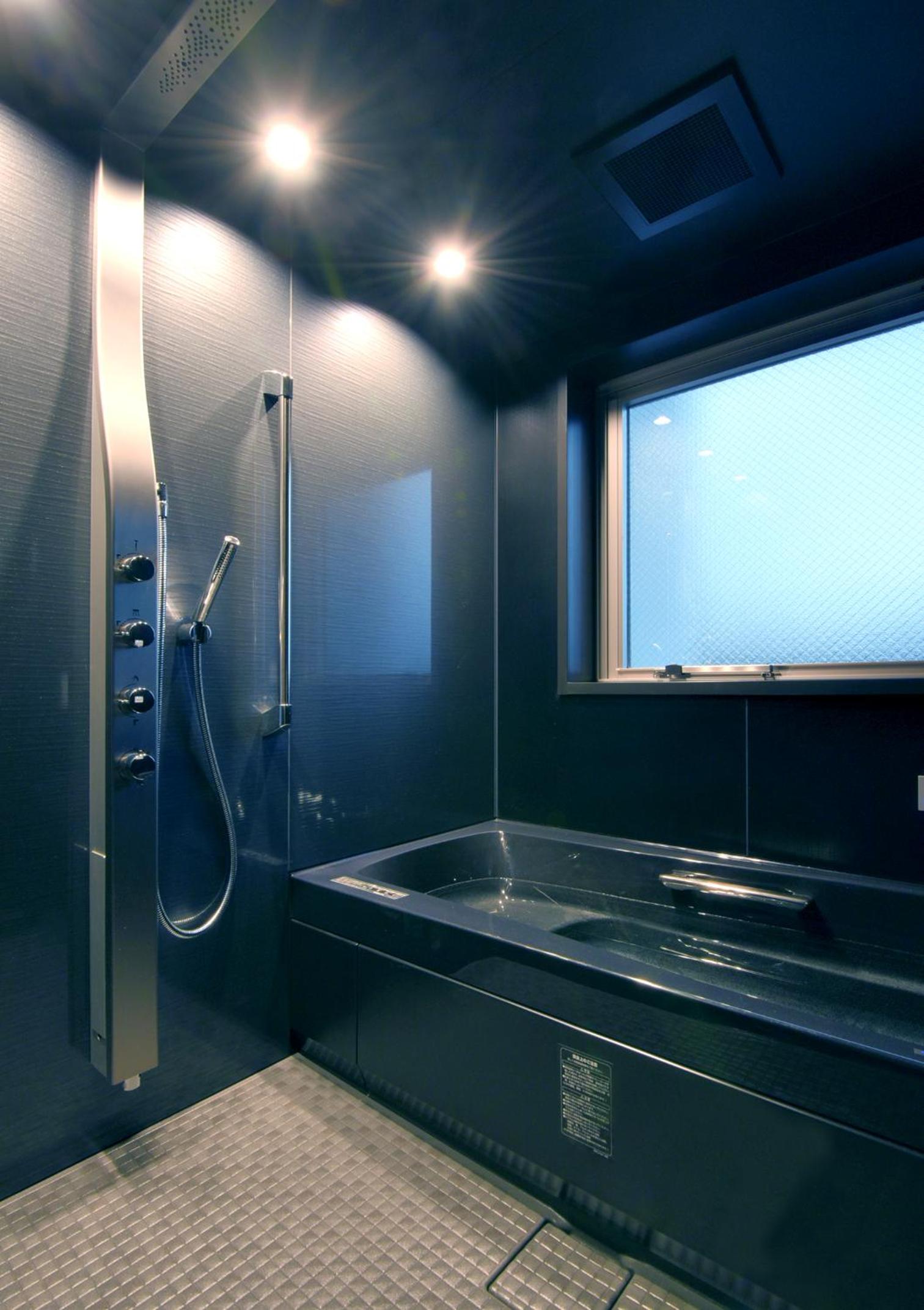 Deluxe Suite with Spa Bath - Photo 28