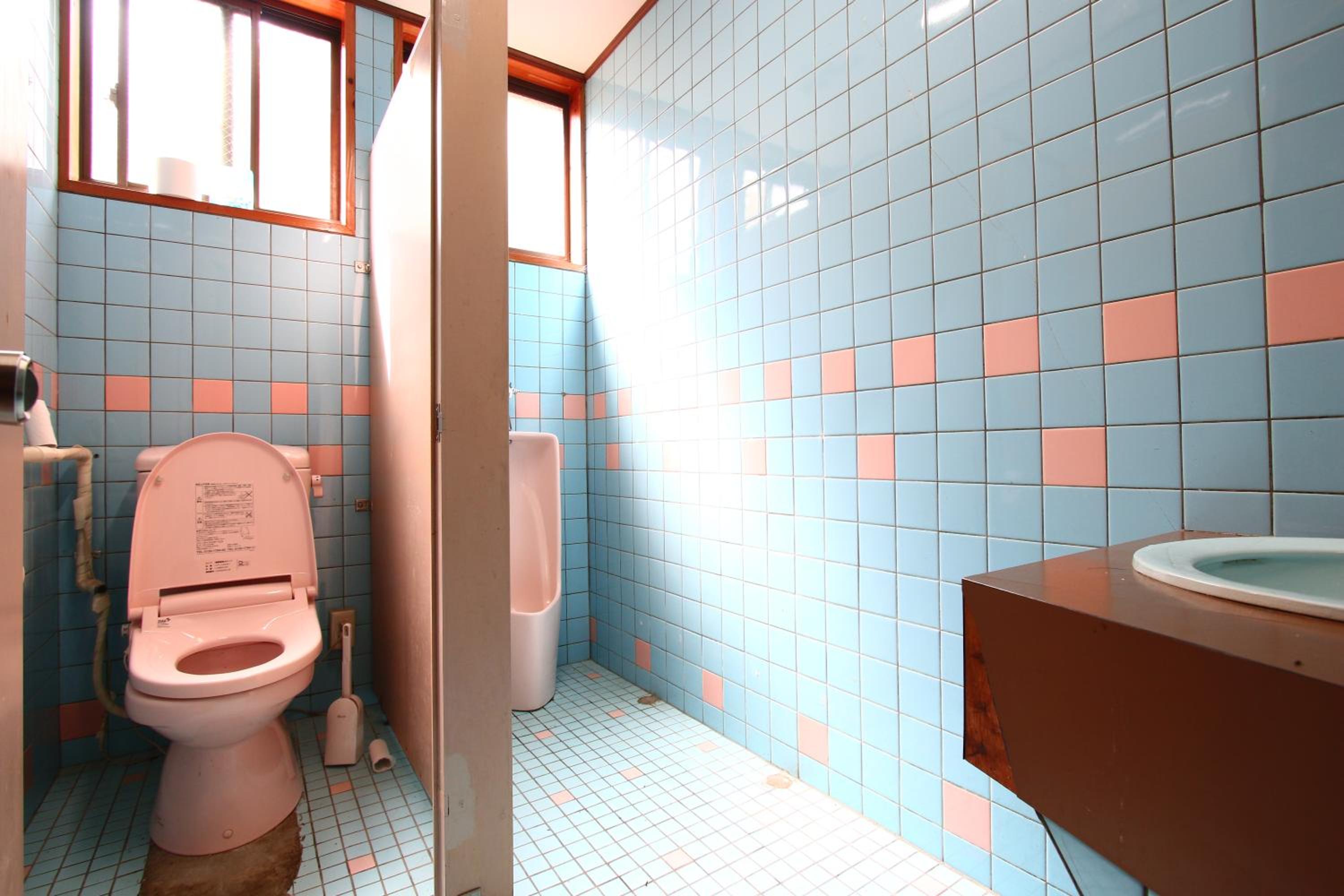 Male Dormitory Room photo 2