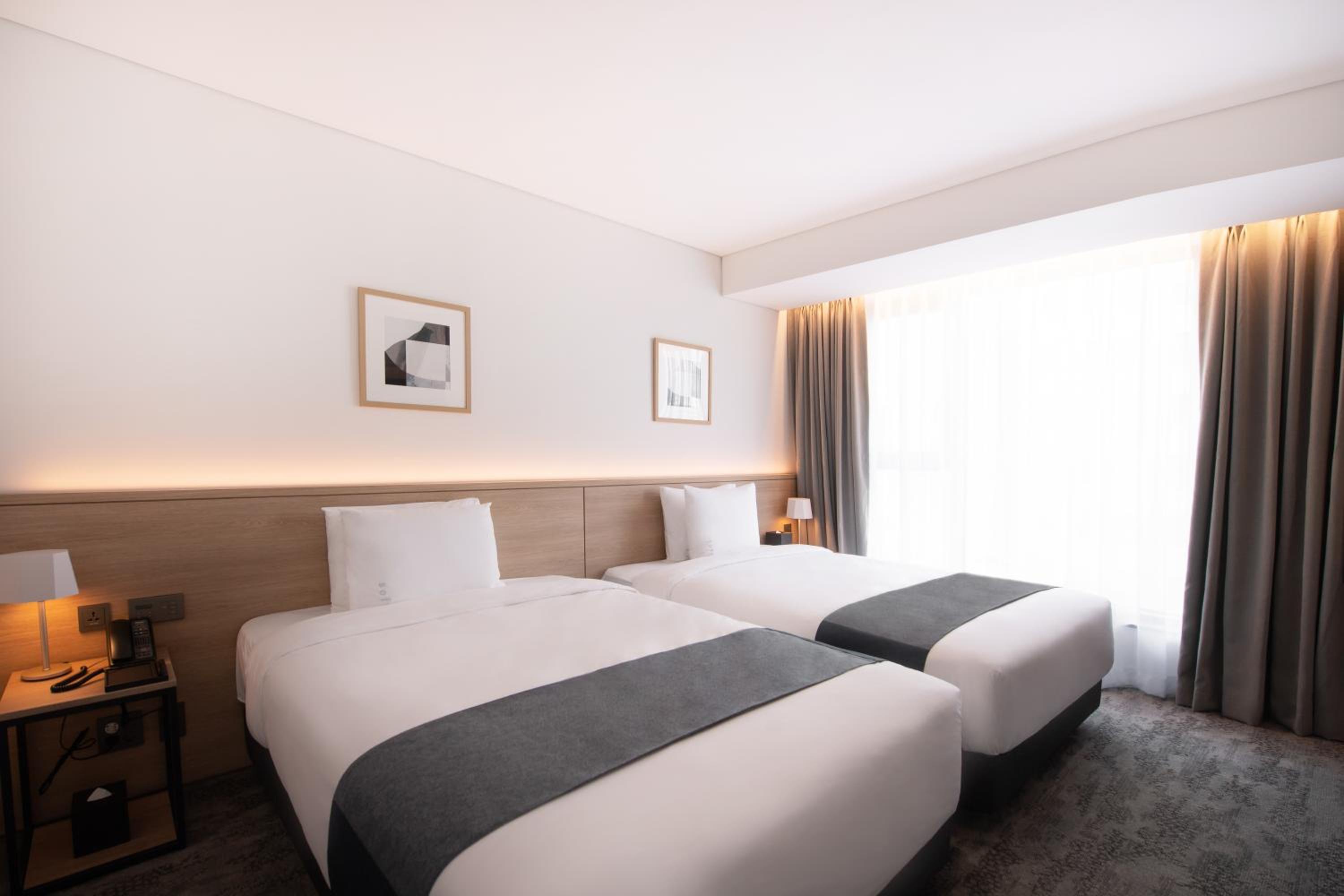 Deluxe Suite - Photo 1