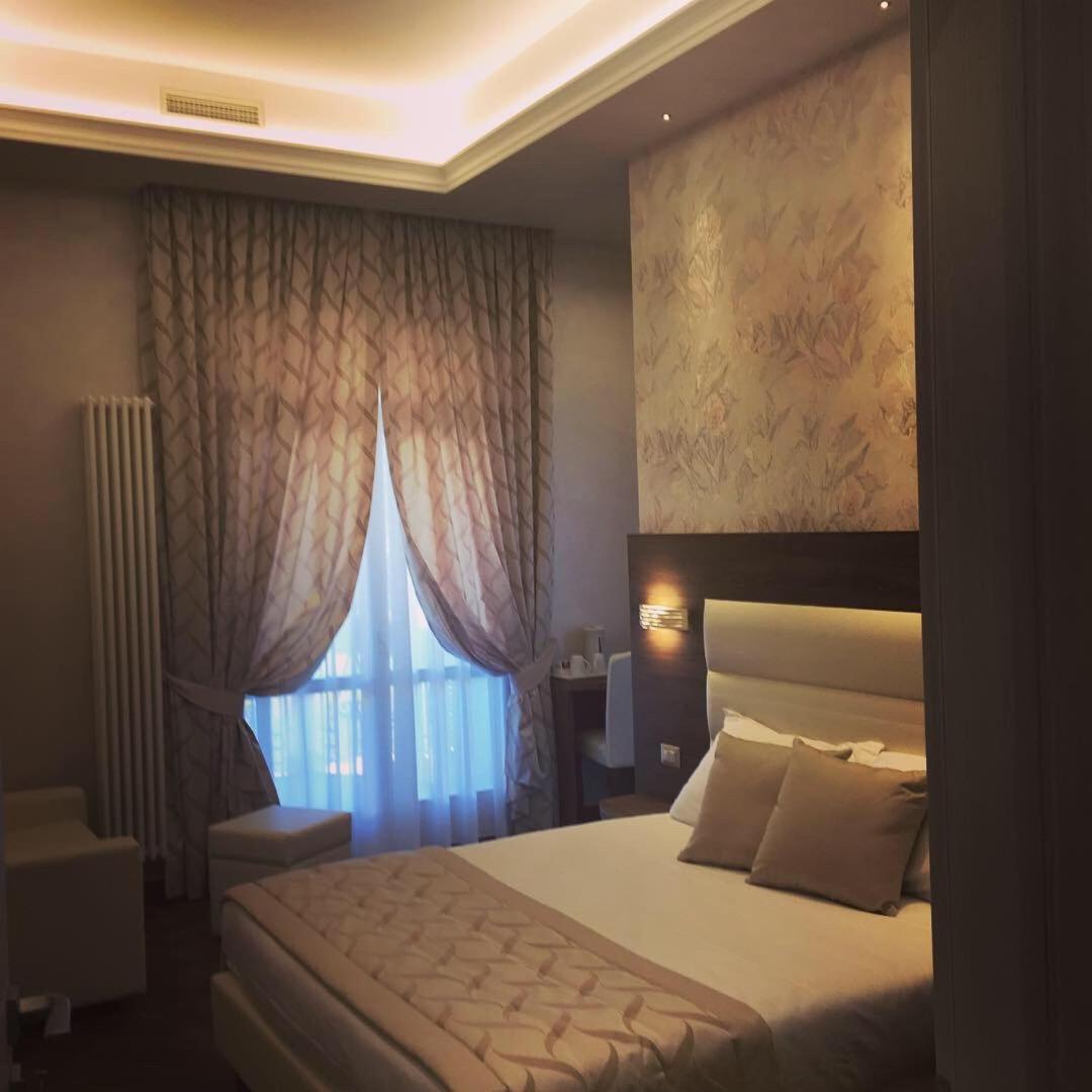 Double Room with Garden View - Photo 2