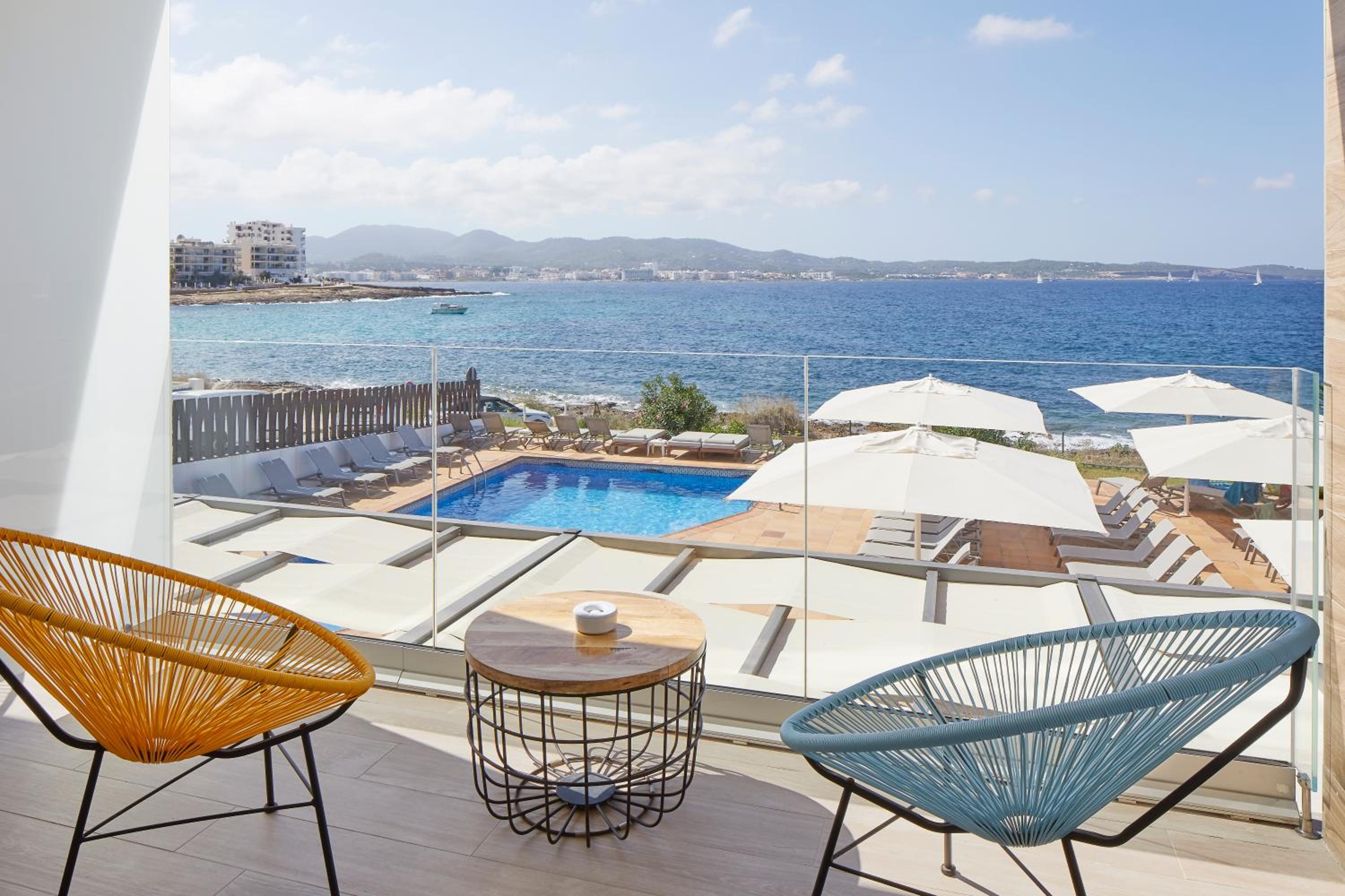 Suite with Sea View and Hot Tub photo 3