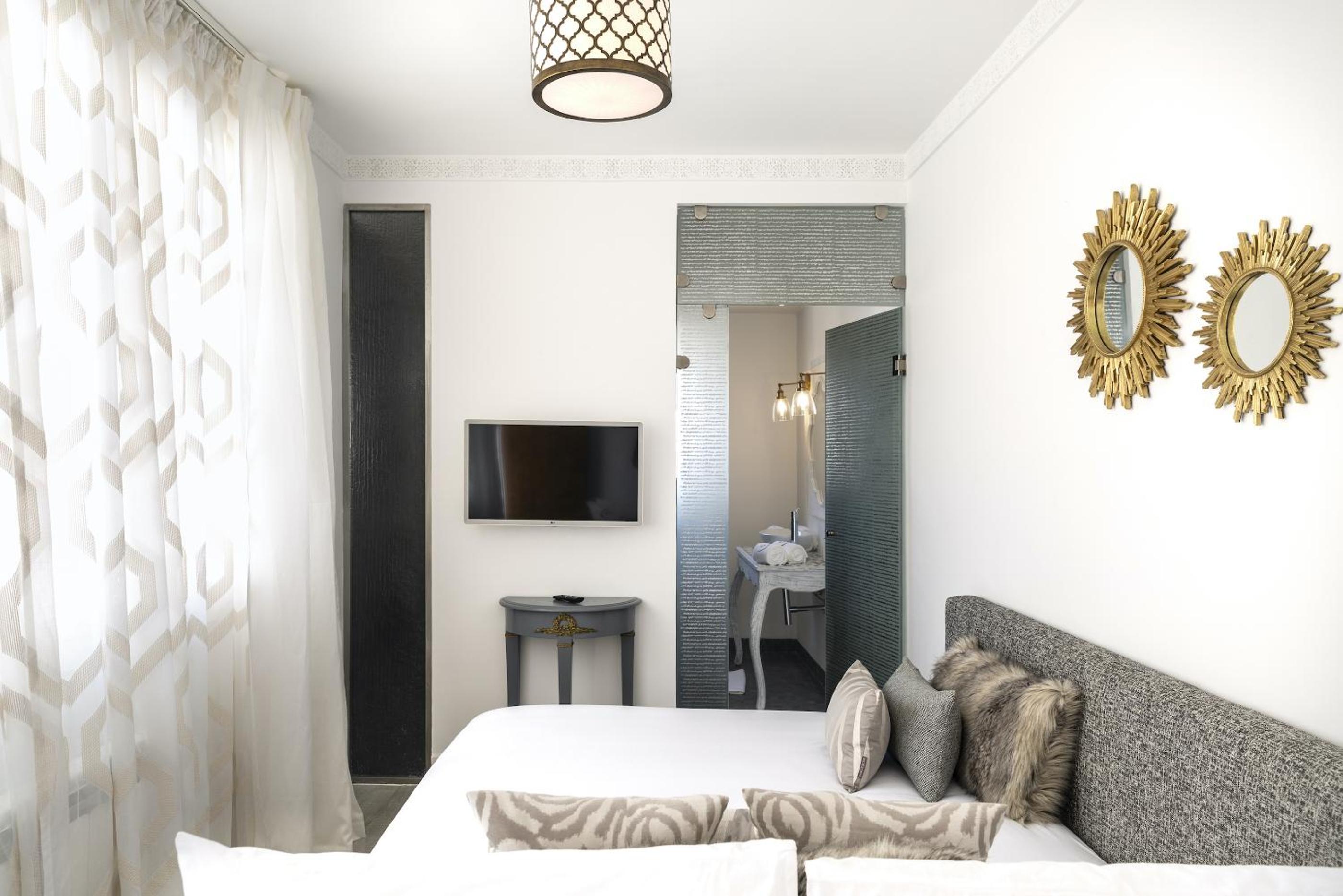 Deluxe Double Room photo 2