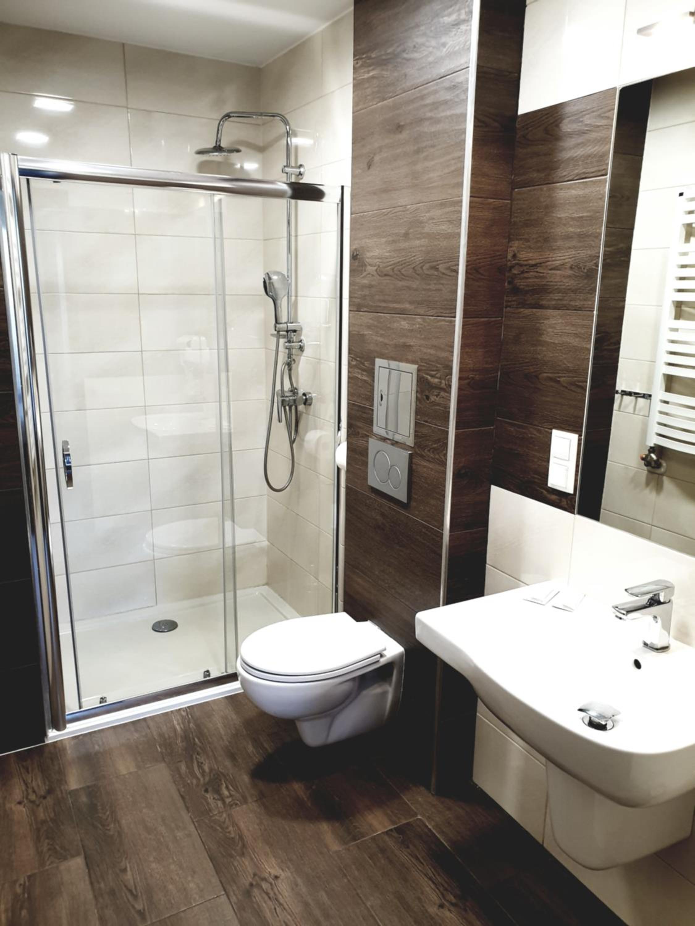 Double Room with Balcony - Photo 3