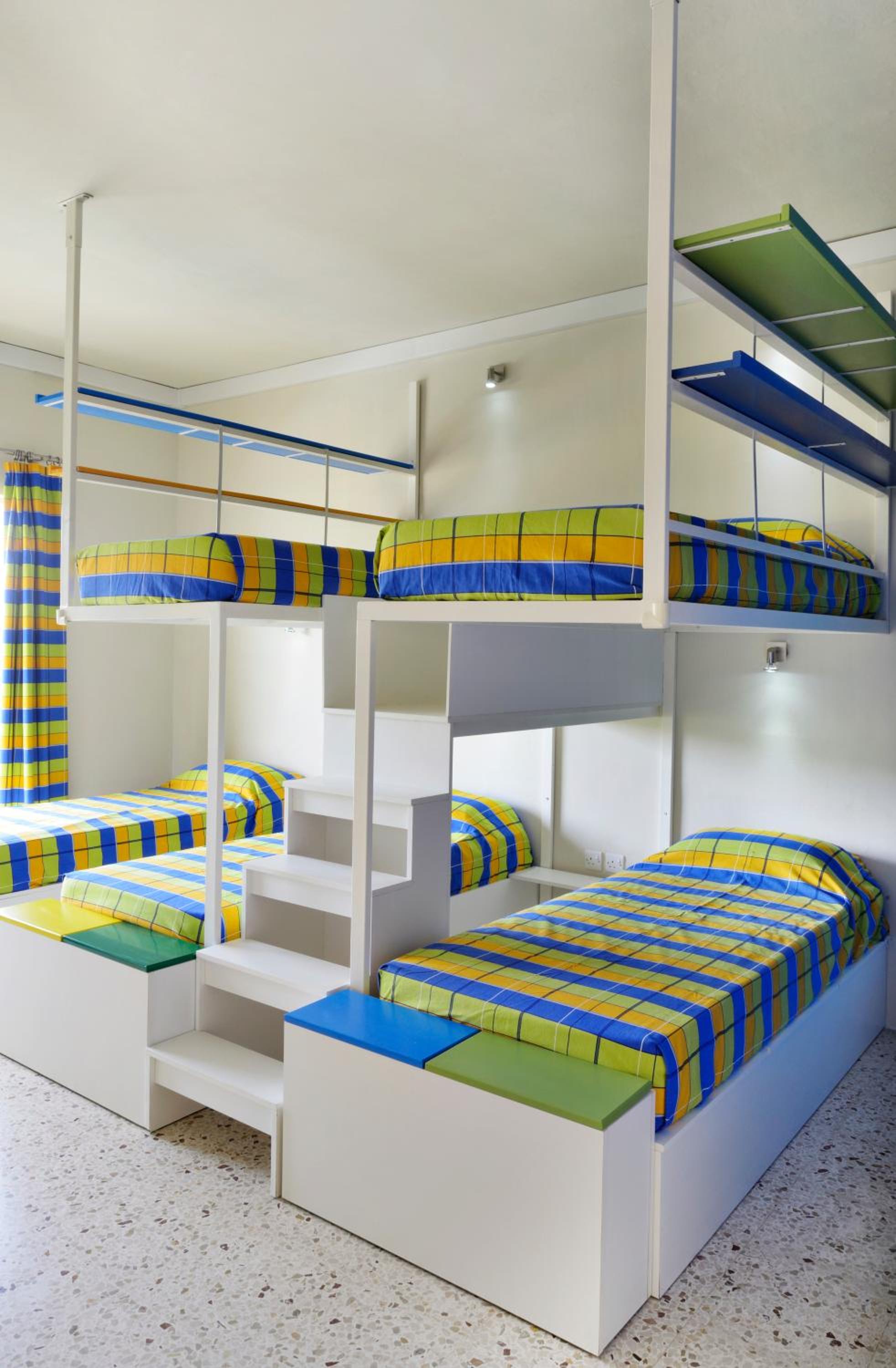 Bed in 4-Bed Male Dormitory Room photo 3