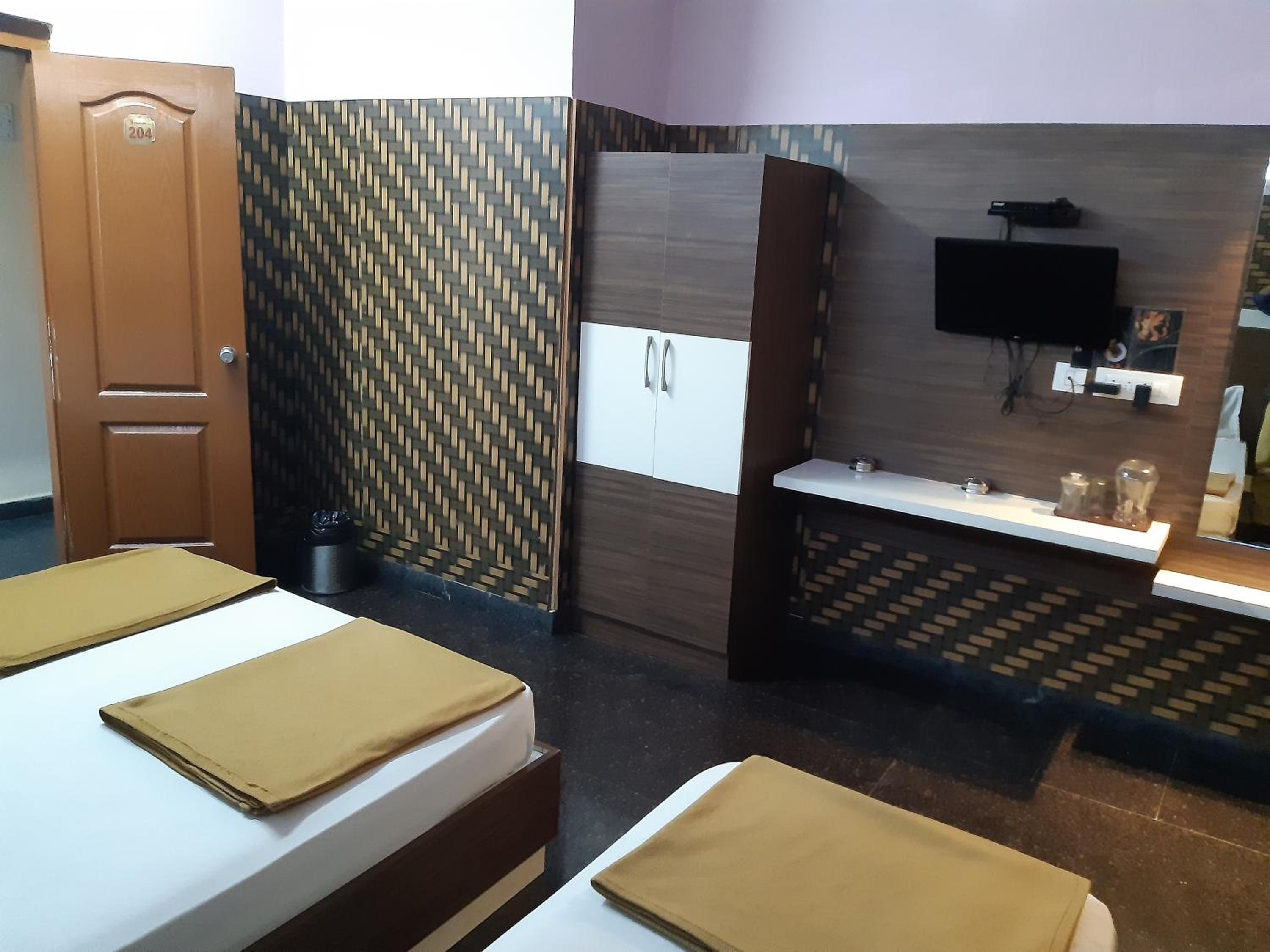 Budget Triple Room - Photo 5