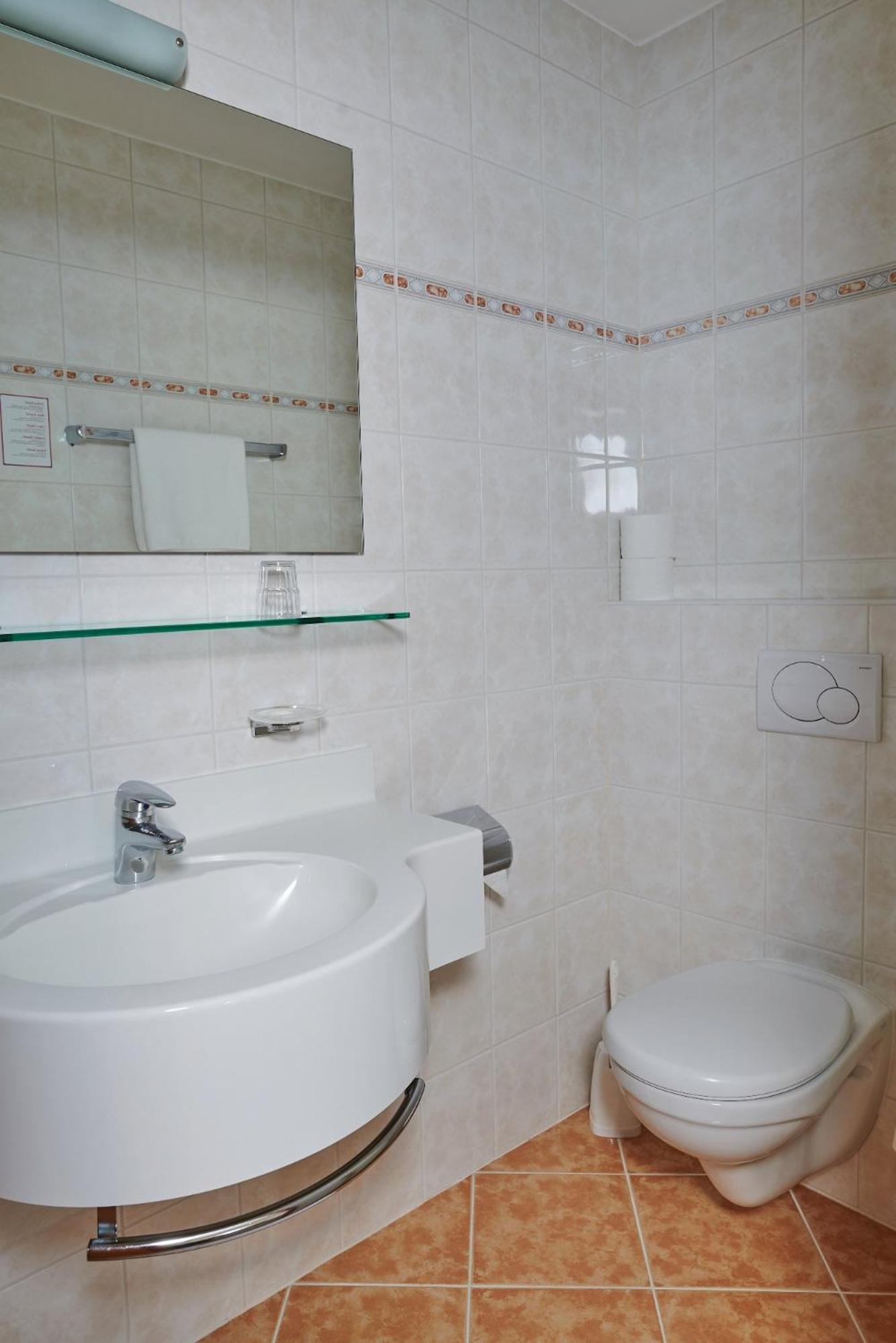 Single Room photo 2