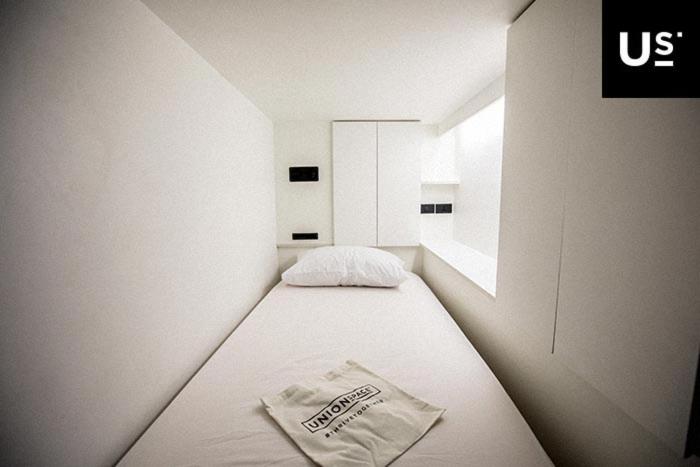 Bed in 8-Bed Mixed Dormitory Room photo 3