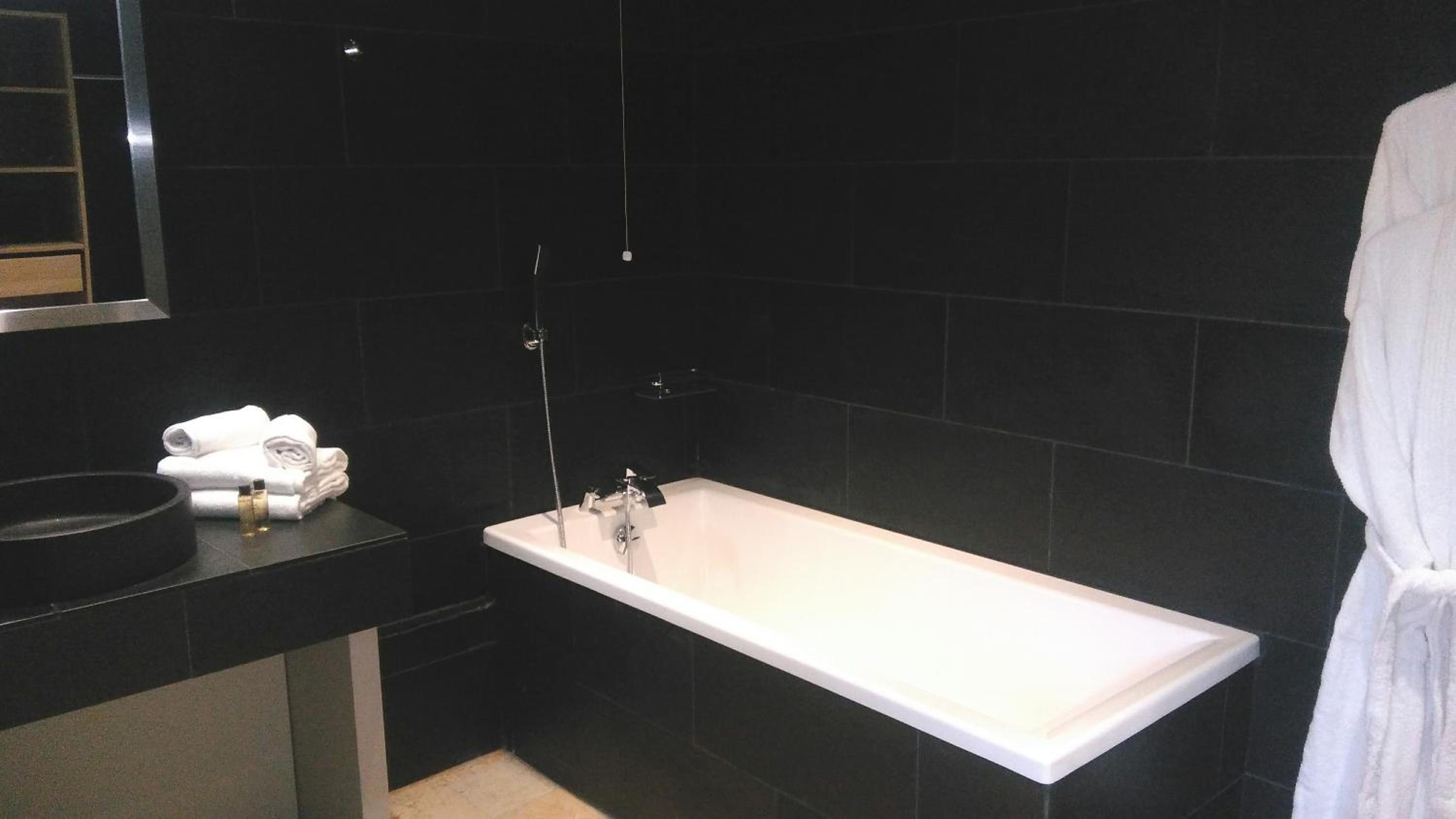 Large Double Room photo 3
