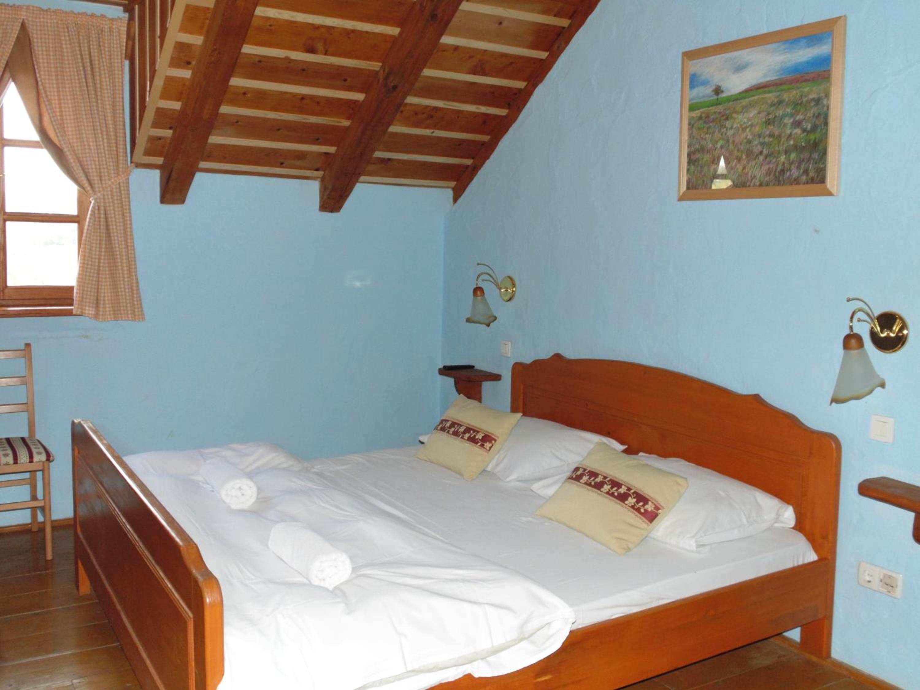 Double Room - Photo 3