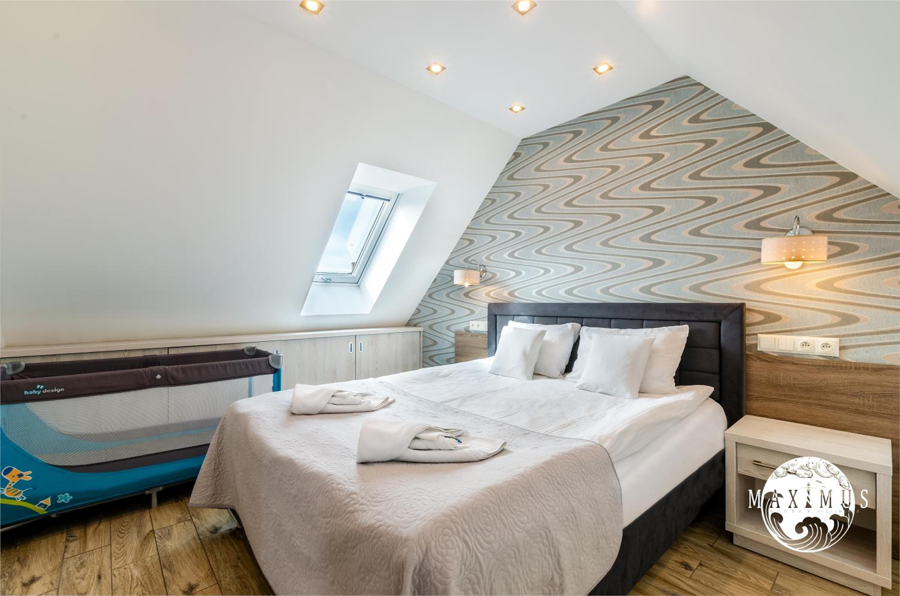 One-Bedroom Suite photo 2