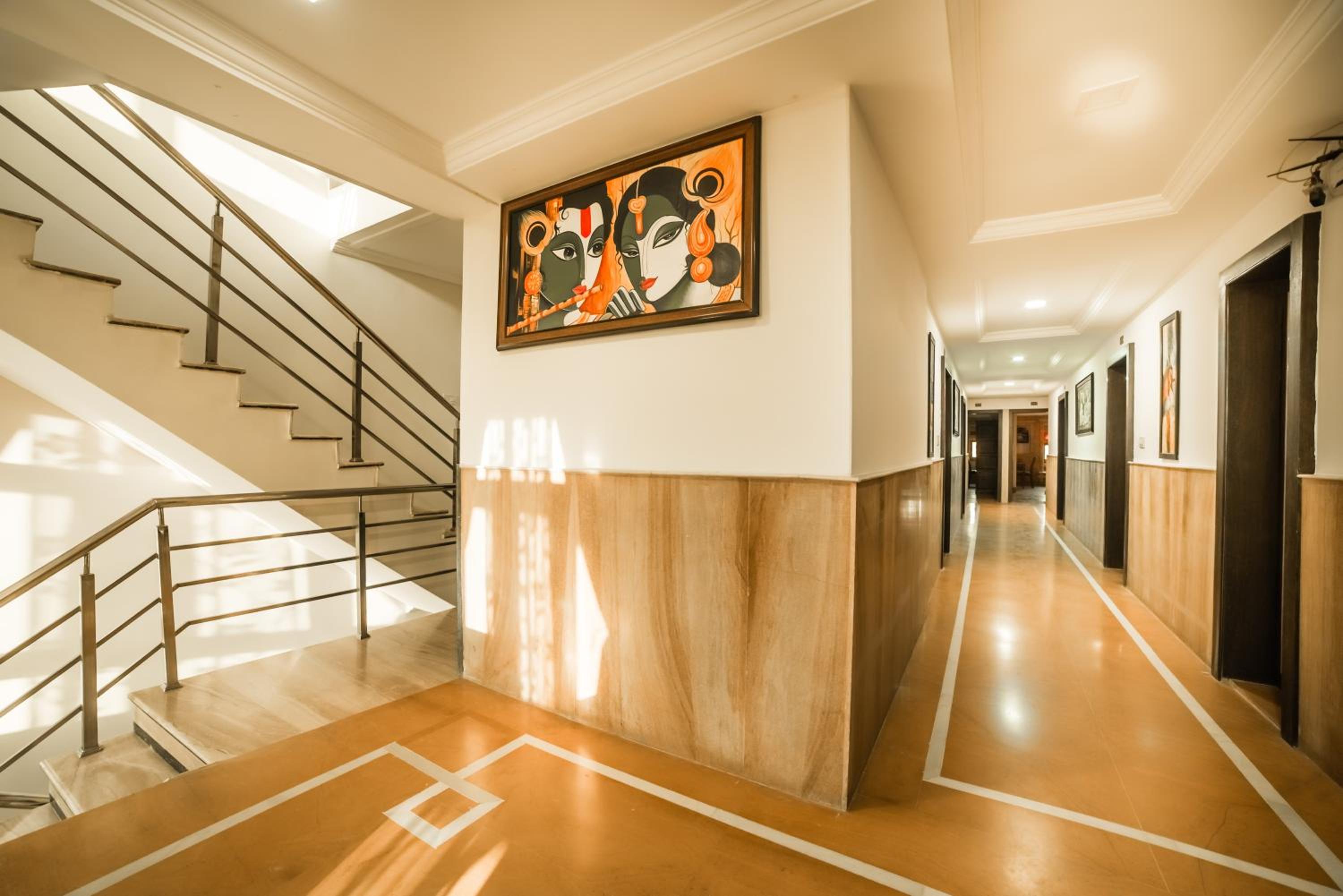 Deluxe Room - Photo 7