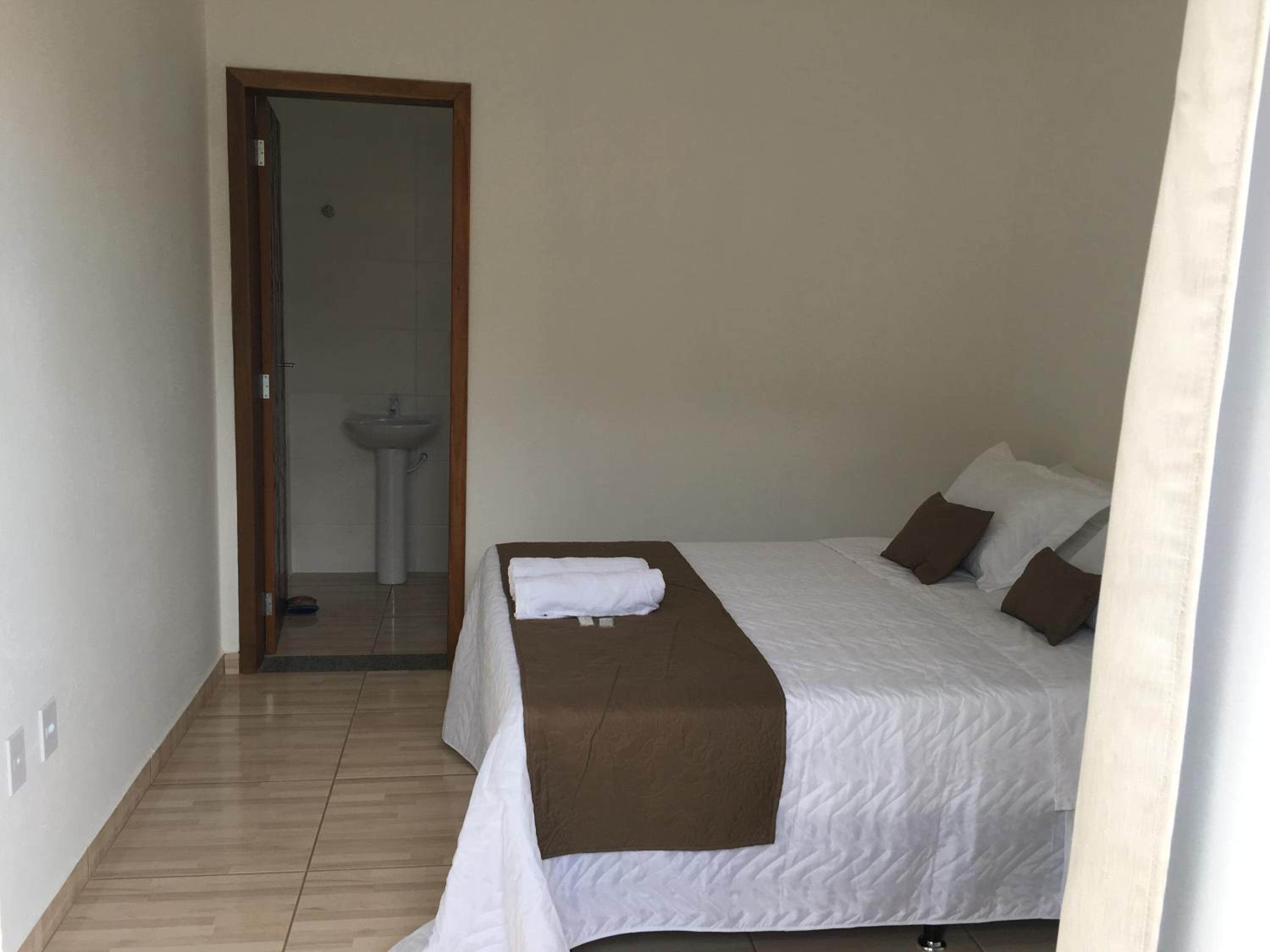 Double Room - Photo 8