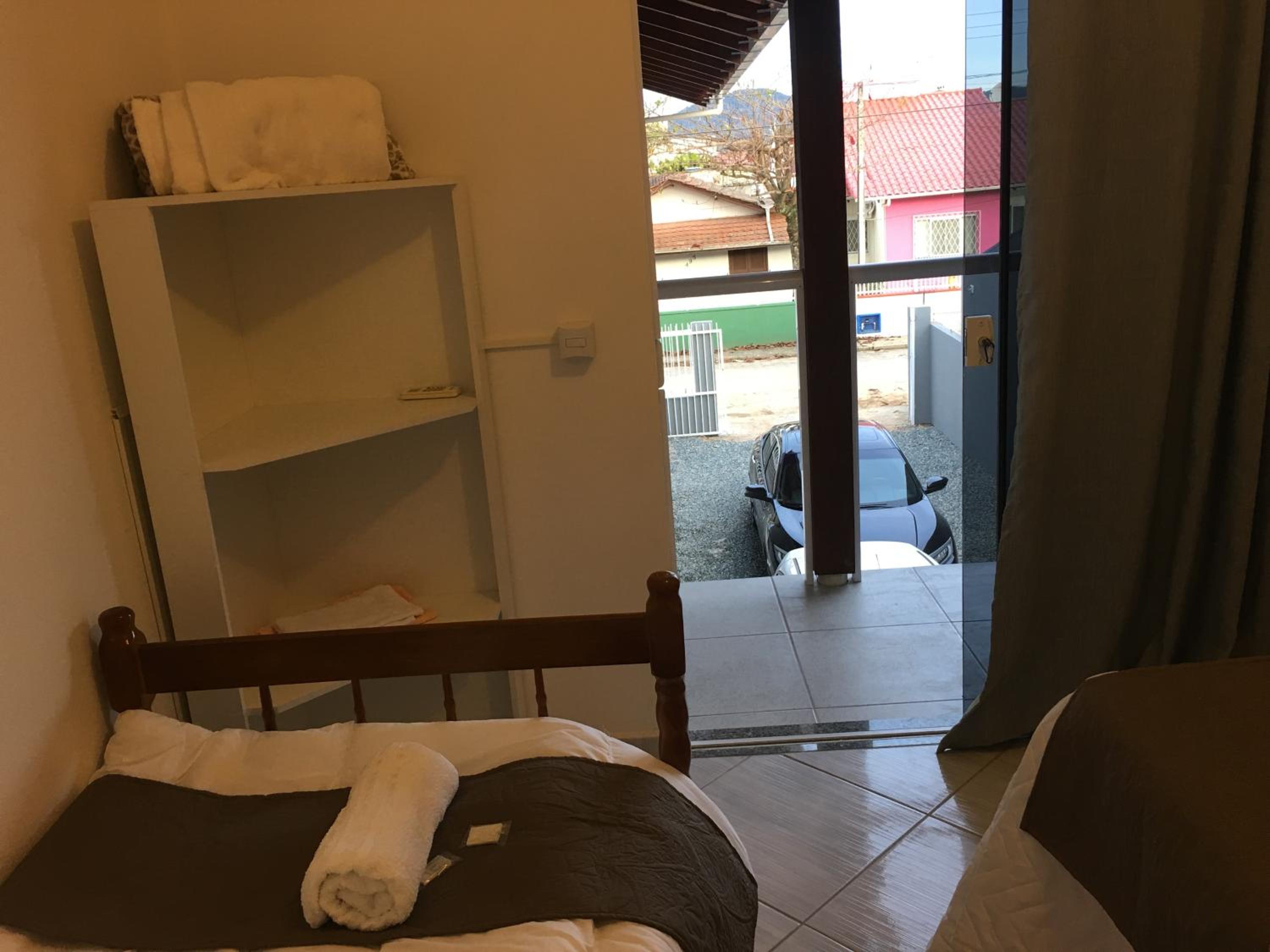 Basic Triple Room - Photo 2
